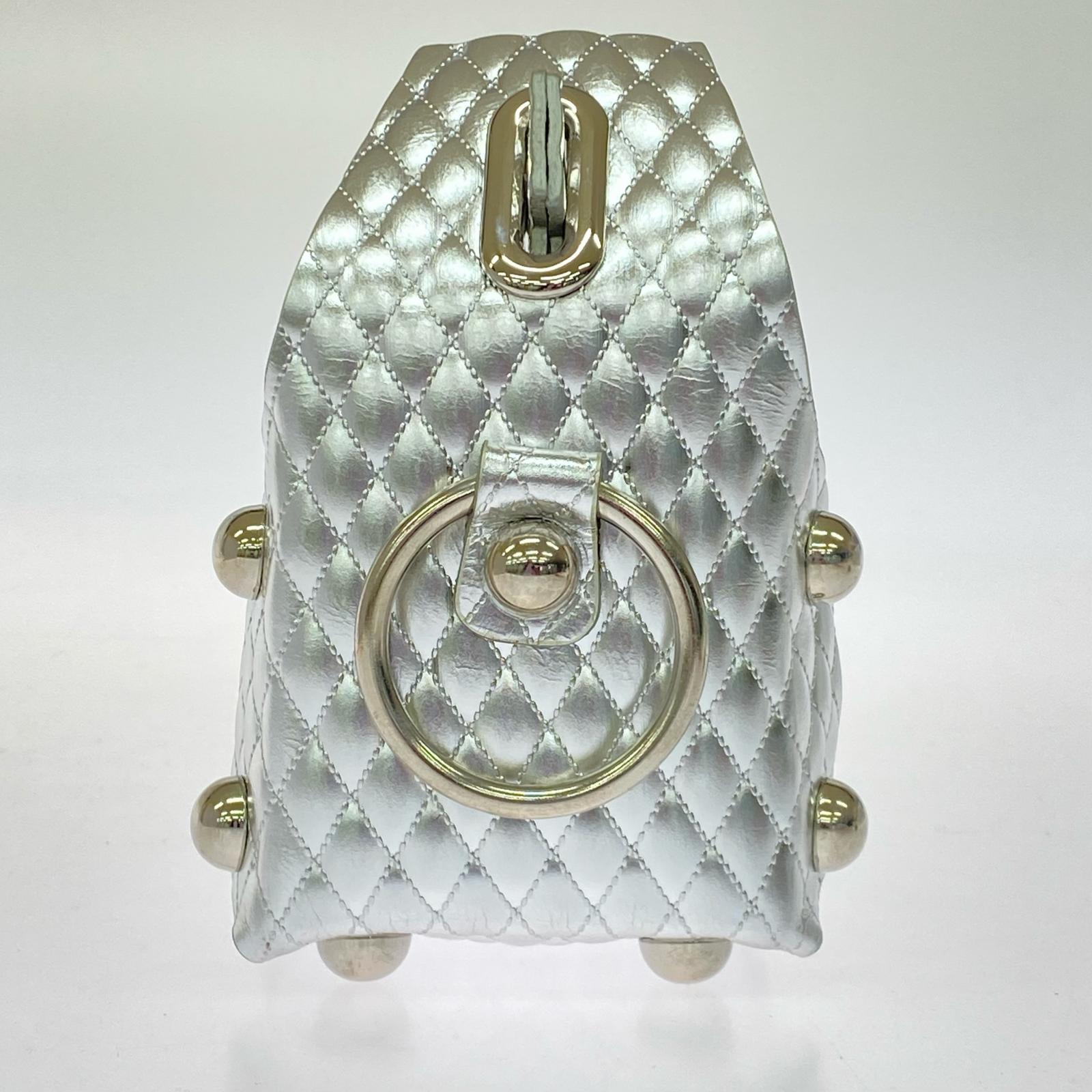 その他バッグ LEATHER CAKE BAG SILVER シルバー