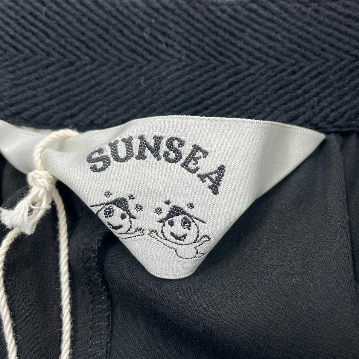 ショートパンツ SUNSEA SHRINKAGE COTTON BIG SHORTS SUNSEA3051 黒 (2) ﾀｸﾞ付き 2 ブラック