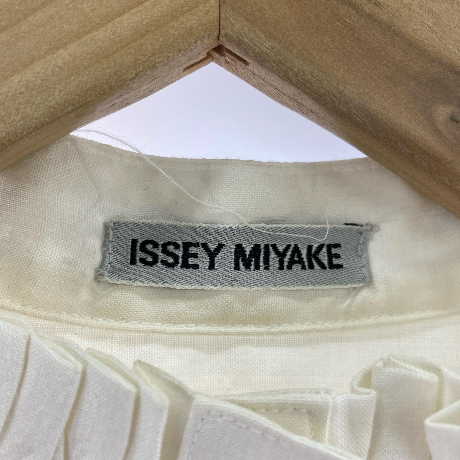 ワンピース ISSEY MIYAKE L/Sプリーツワンピース 白 (M) M ホワイト