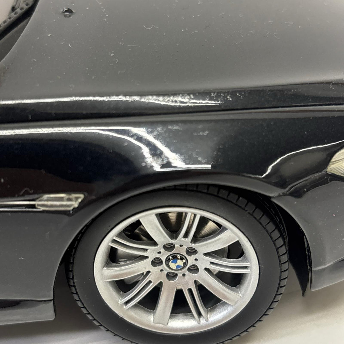 1/18 京商 BMW 6 1／18スケールカー　京商　Ｂ MW スケールカー