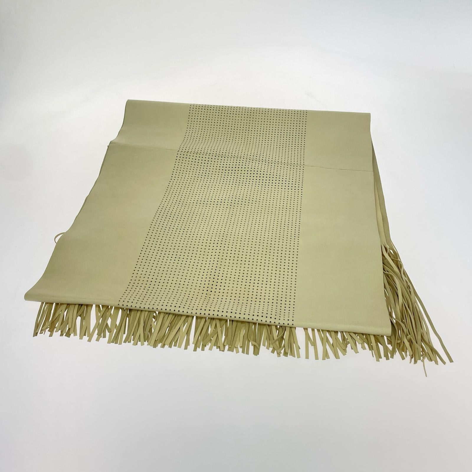 その他アクセサリー レザーストール
