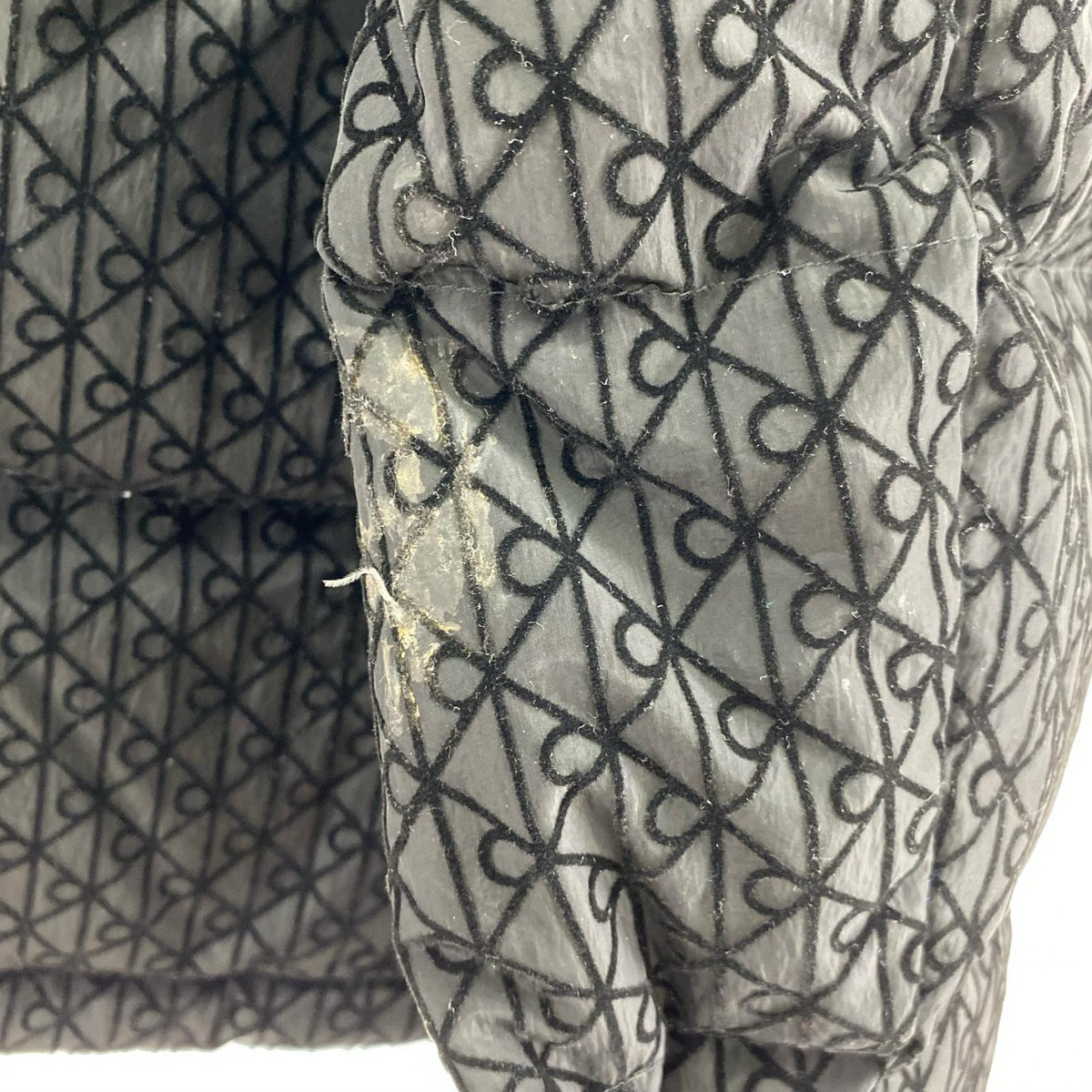 ダウンジャケット ﾘﾊﾞｰｼﾌﾞﾙﾀﾞｳﾝ BLK S S