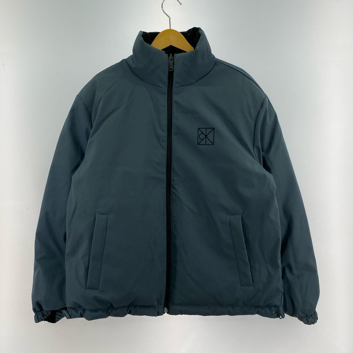 ダウンジャケット ﾘﾊﾞｰｼﾌﾞﾙﾀﾞｳﾝ BLK S S