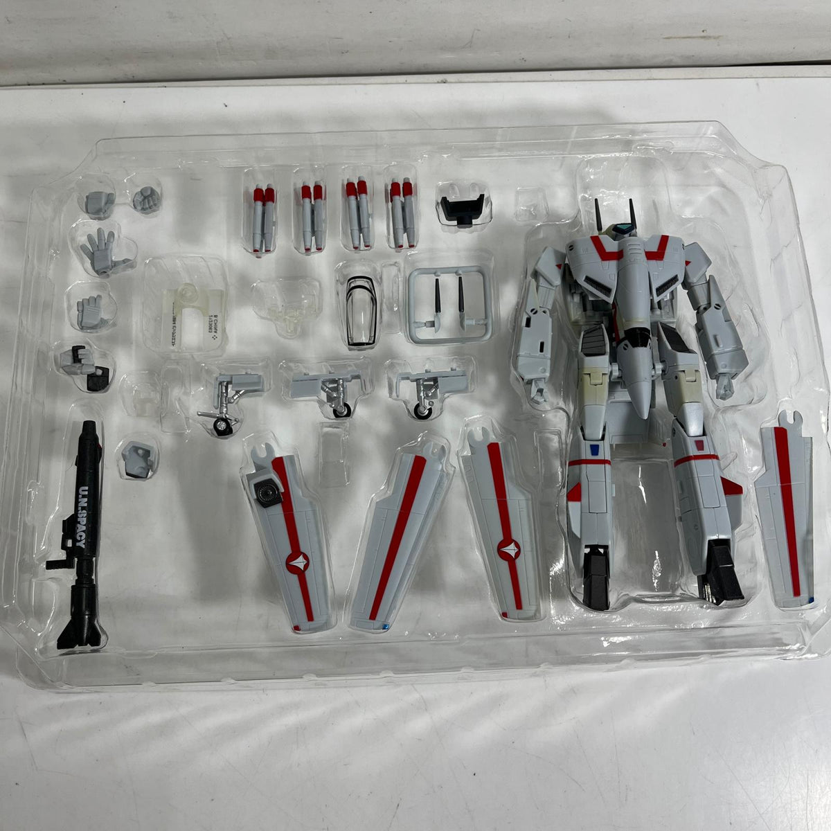 マクロス HI-METAL R VF-1J アーマードバルキリー フィギュア/グッズ