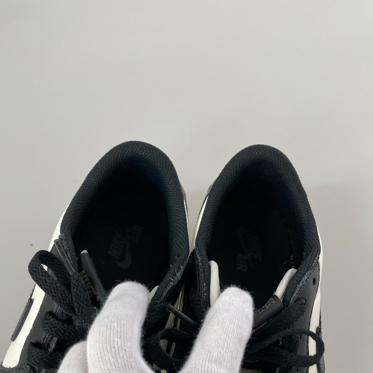 スニーカー AIR JORDAN 1 RETRO LOW OG GS MOCHA 24.5cm (US6 1/2 UK6 EU39)