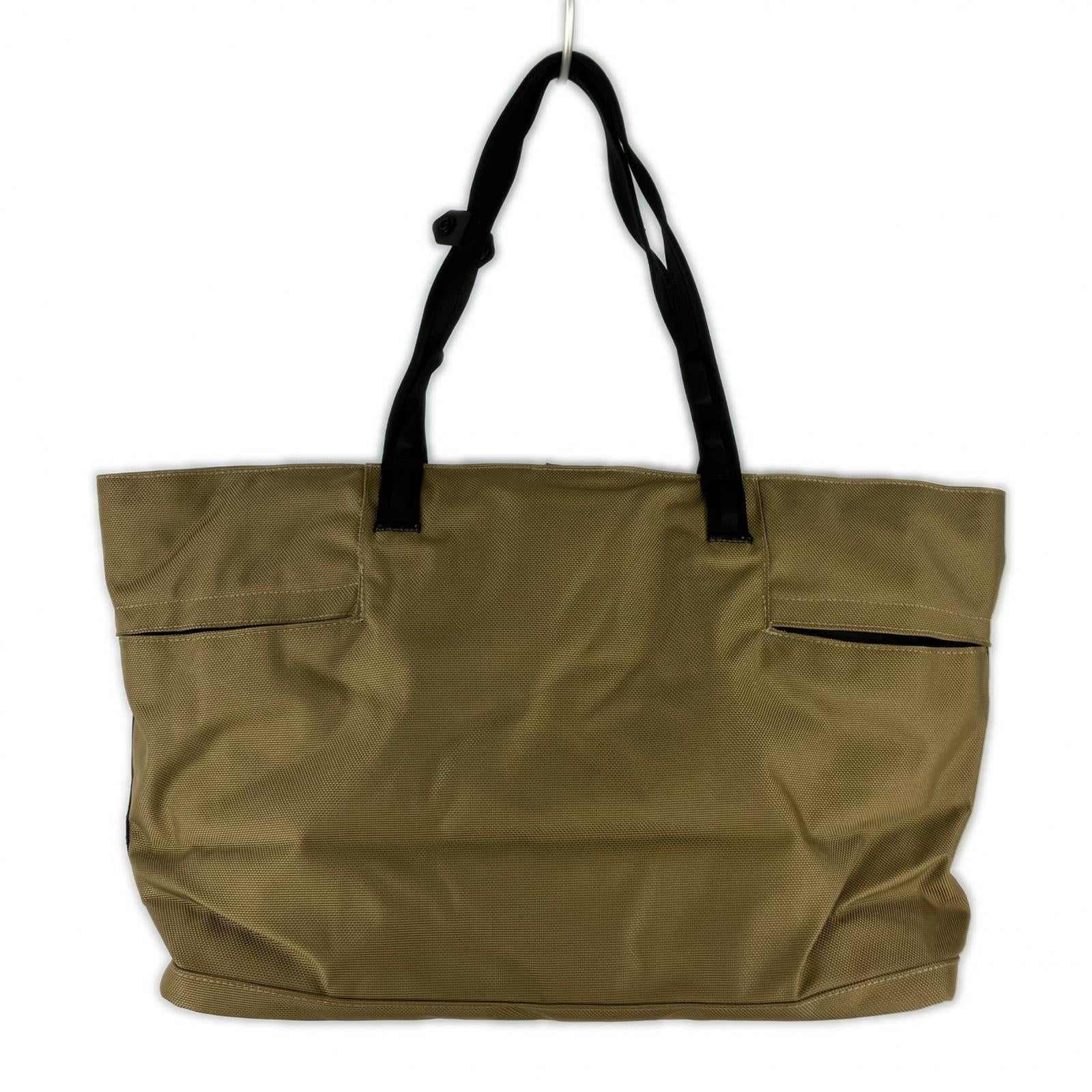 その他バッグ Metroscape Tote カーキ