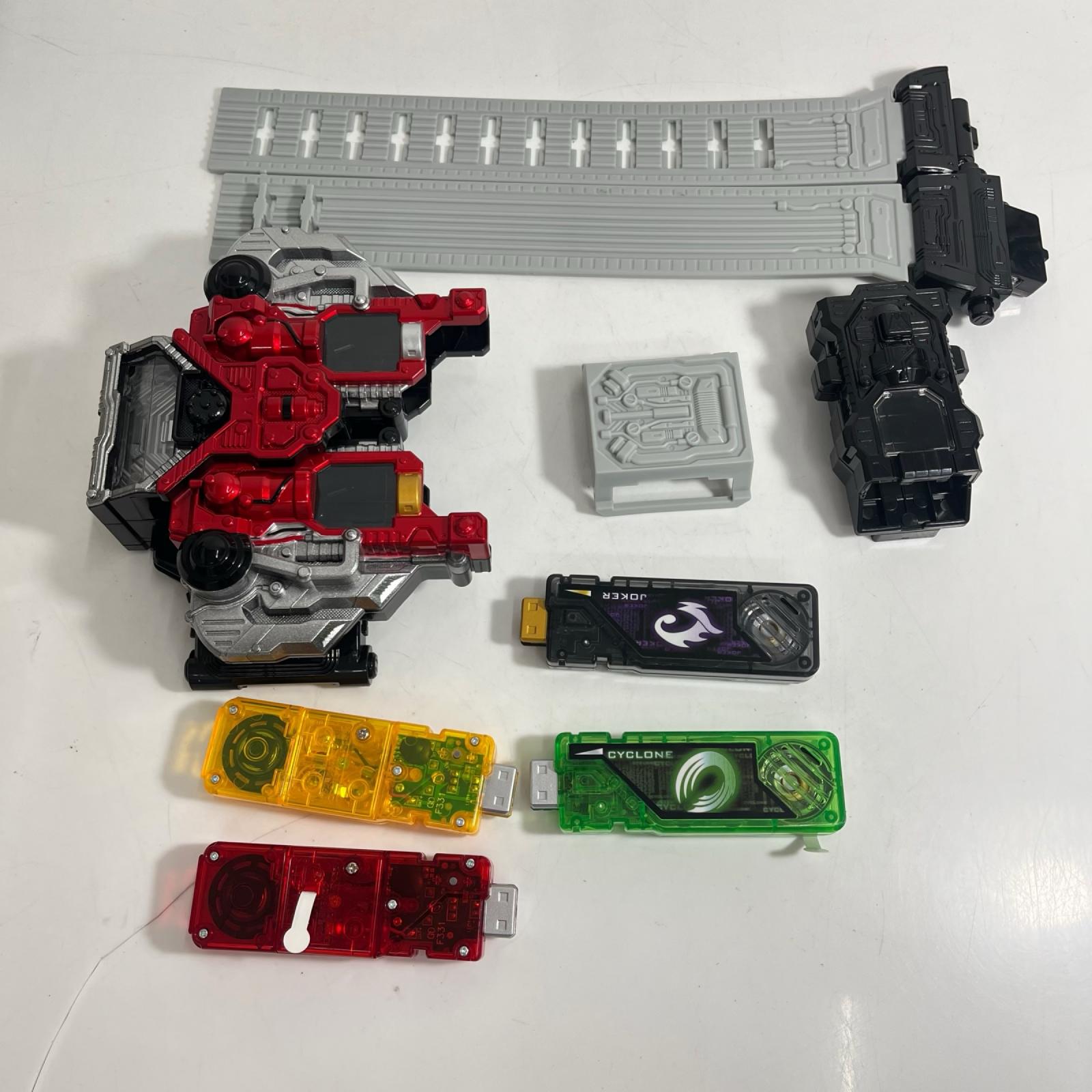 DXダブルドライバー 仮面ライダーダブル バンダイ フィギュア/グッズ