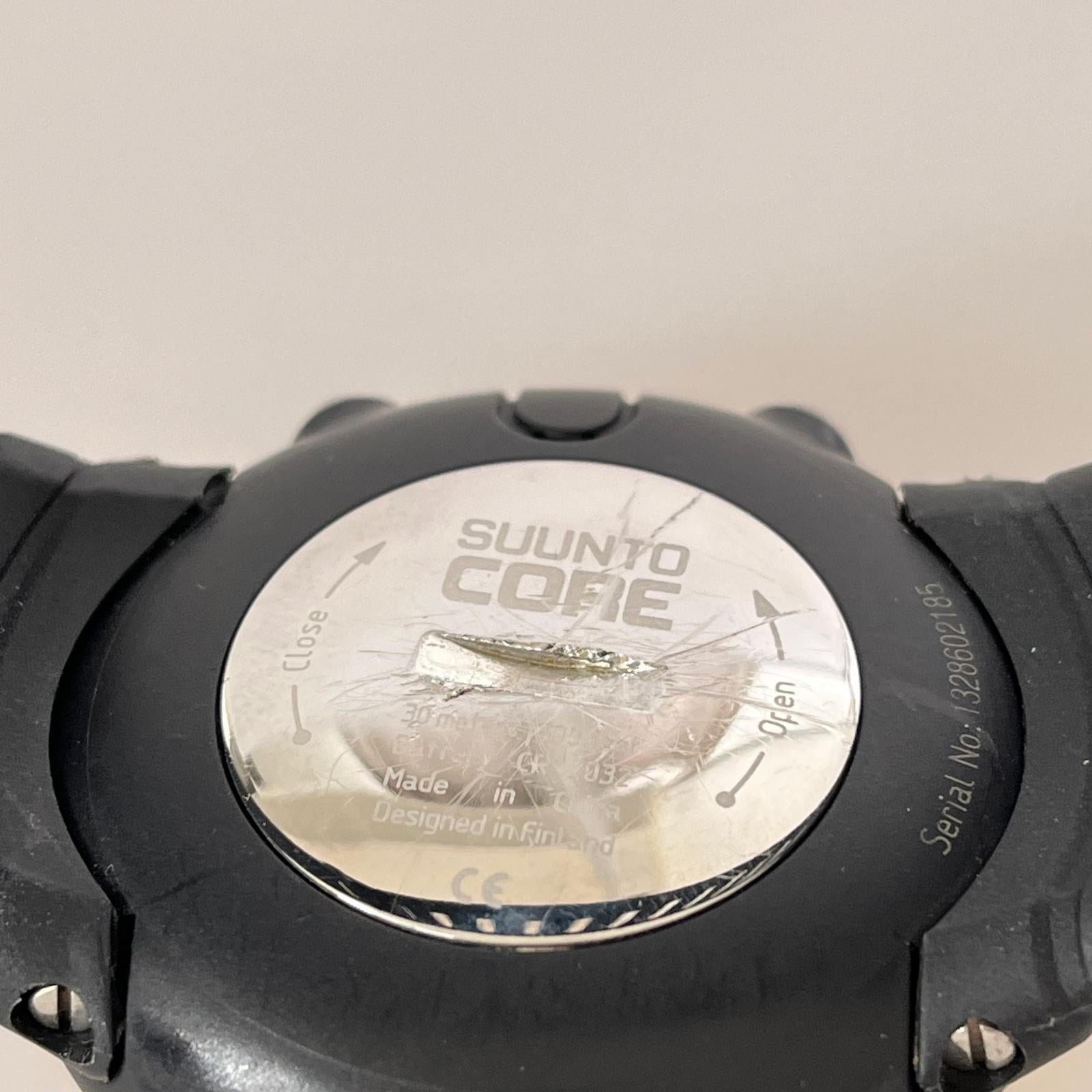 腕時計 Suunto Core Light Green ブラック