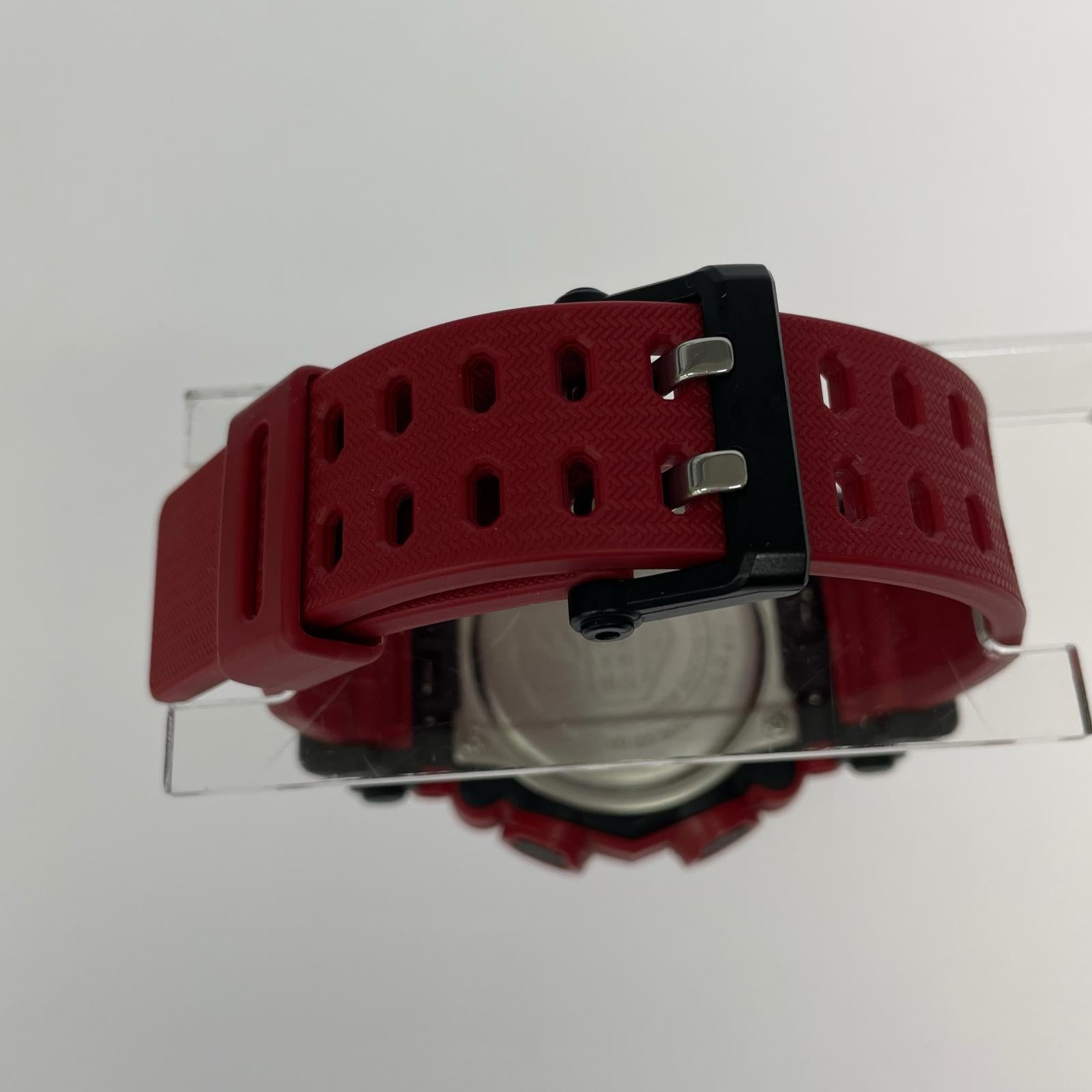 腕時計 GA-900 レッド