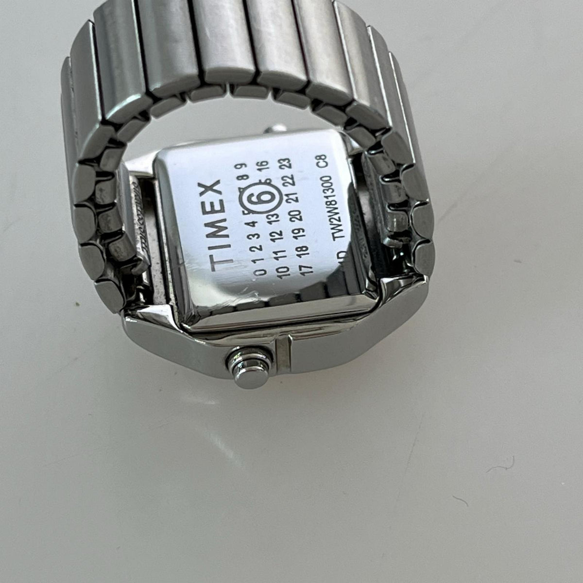 腕時計 Timex × MM6 Ring Digital Watch