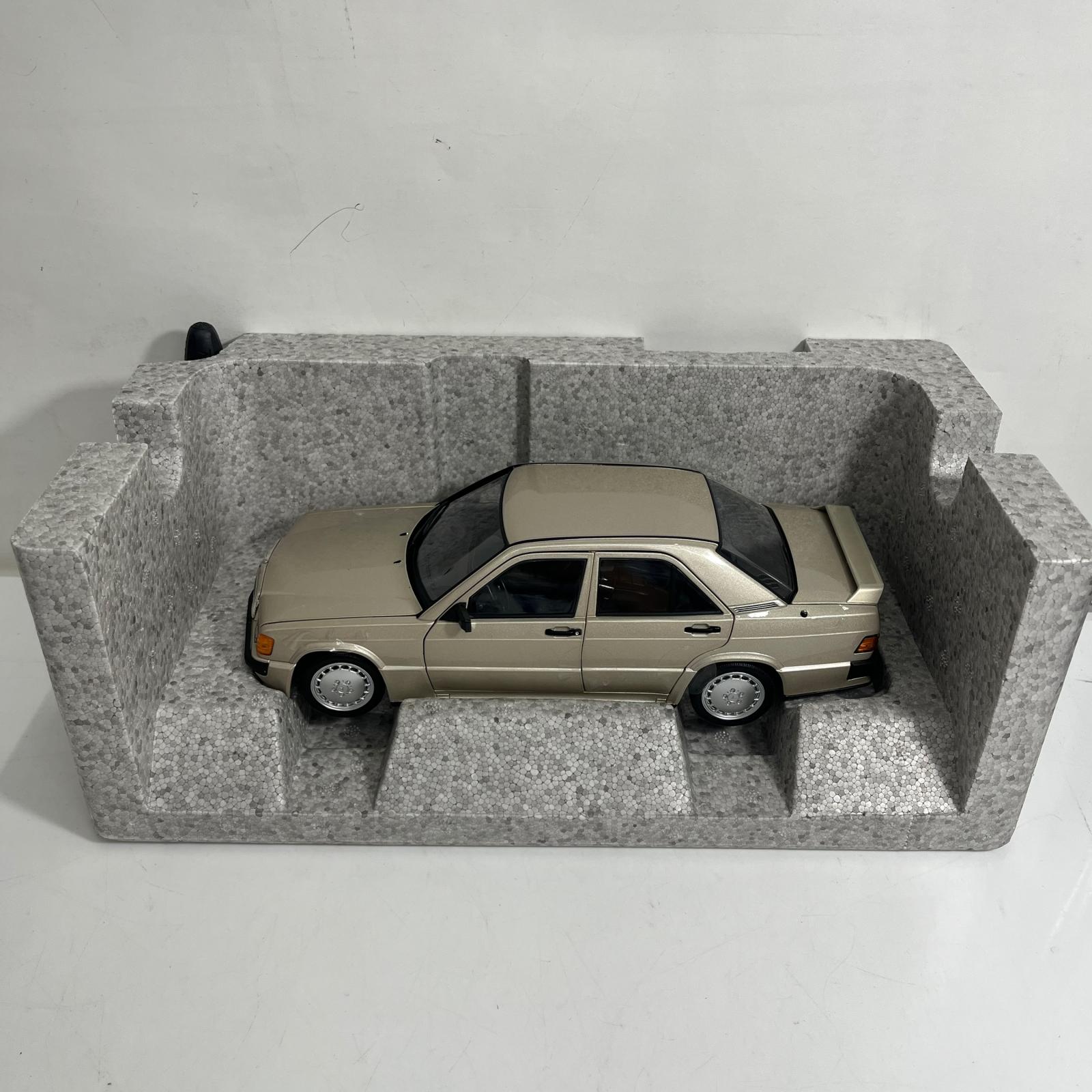 WELLY 1/18 1972 ポンティアック ファイヤーバード トランザム スケールカー