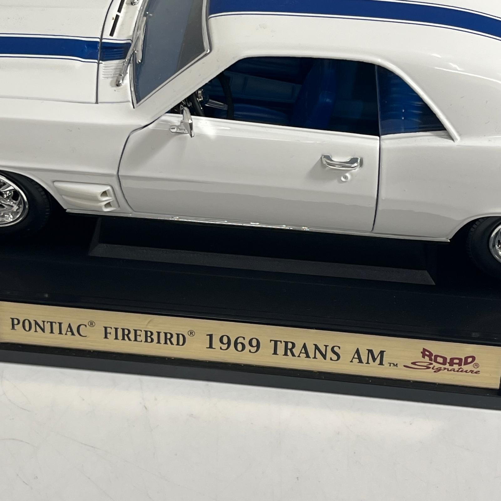 ROAD SIGNATURE 1969 PONTIAC FIREBIRD ROAD SIGNATURE 1969 PONTIAC FIREBIRD ROAD スケールカー