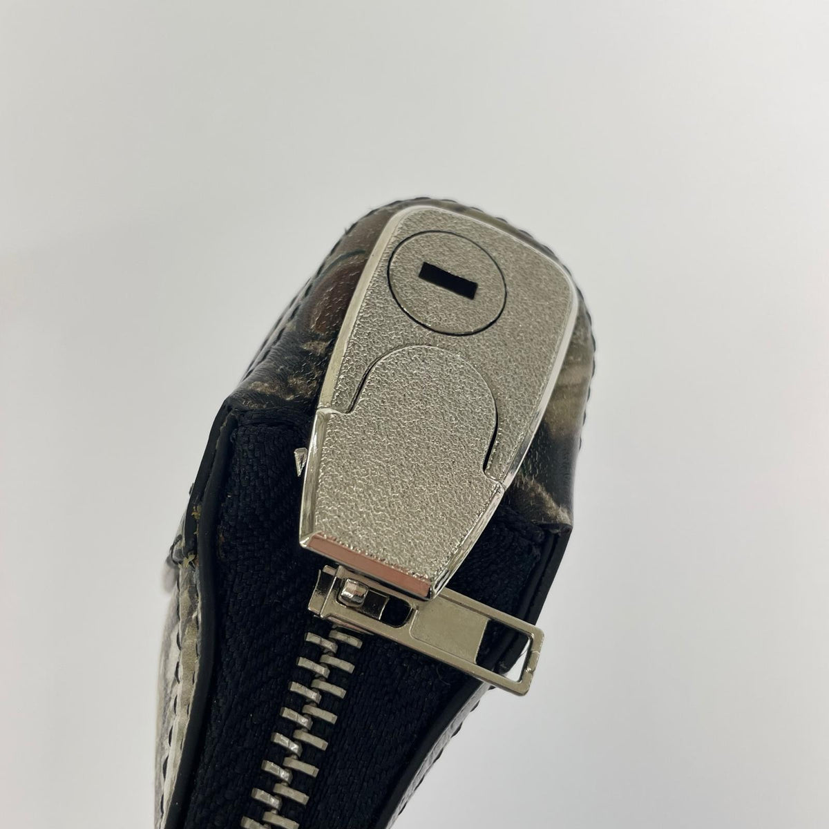 その他バッグ Supreme 25AW Leather Money Bag レザークラッチバッグ リアルツリー