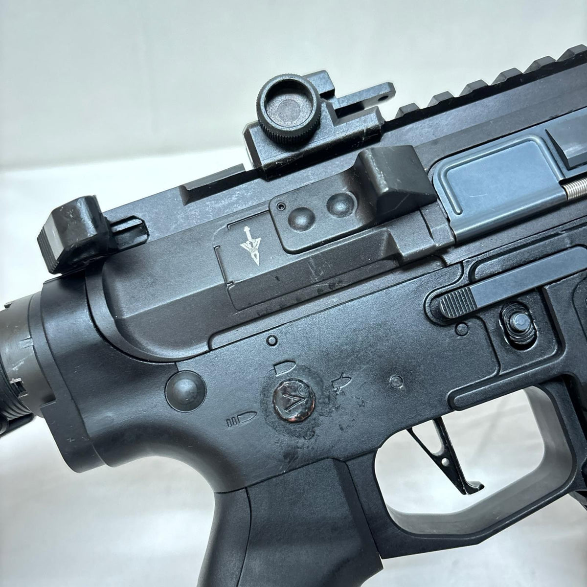 ARES: 電動ガン AR-047 Amoeba 電子トリガー搭載 ARES ガン