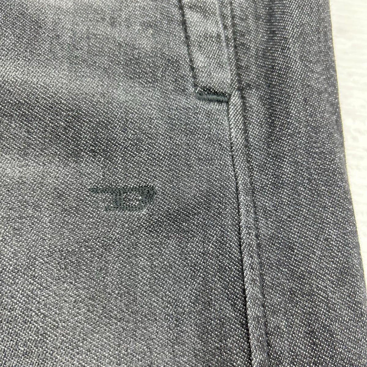 デニムパンツ DIESEL D-AINTY JOGG ﾘﾗｯｸｽｲｰｼﾞﾃﾞﾆﾑﾊﾟﾝﾂ 黒 ブラック