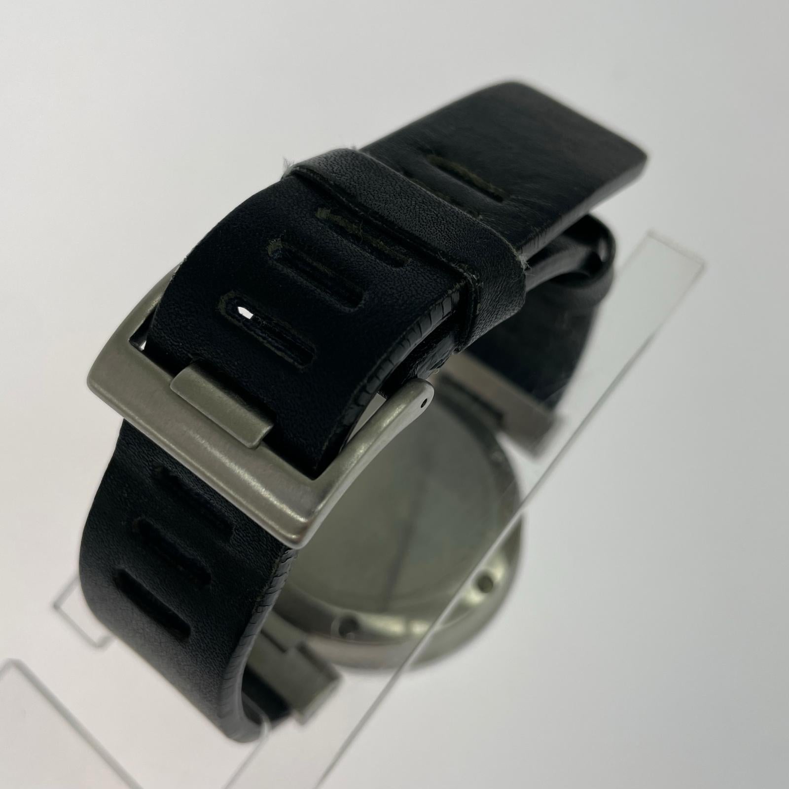 腕時計 クロノグラフ レザーベルト 黒白