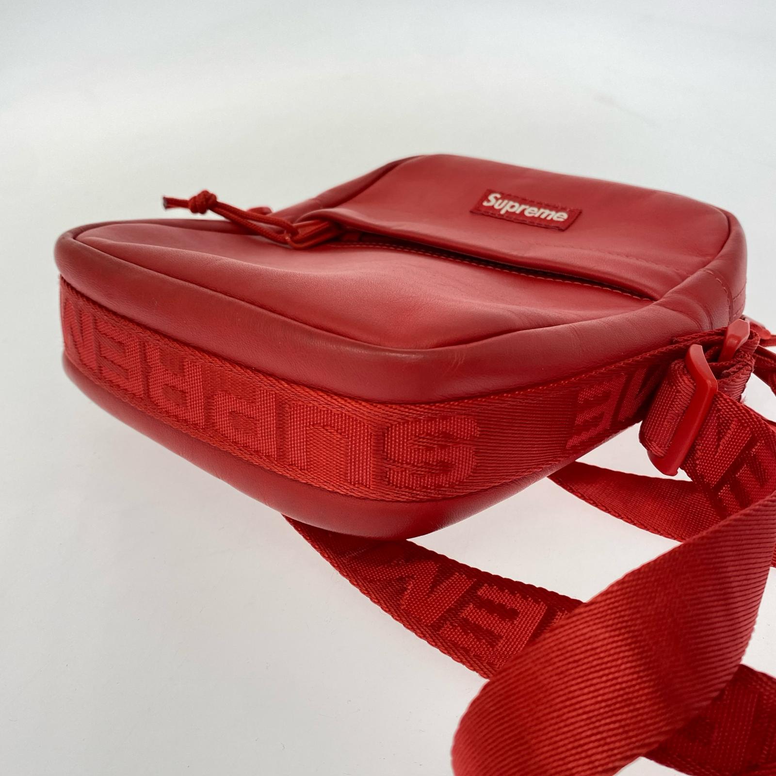 ショルダーバッグ 23AW Leather Shoulder Bag レッド レッド