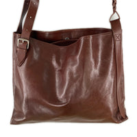 ショルダーバッグ NULLUS 25ss Crown Buckle Tote Bag ブラウン