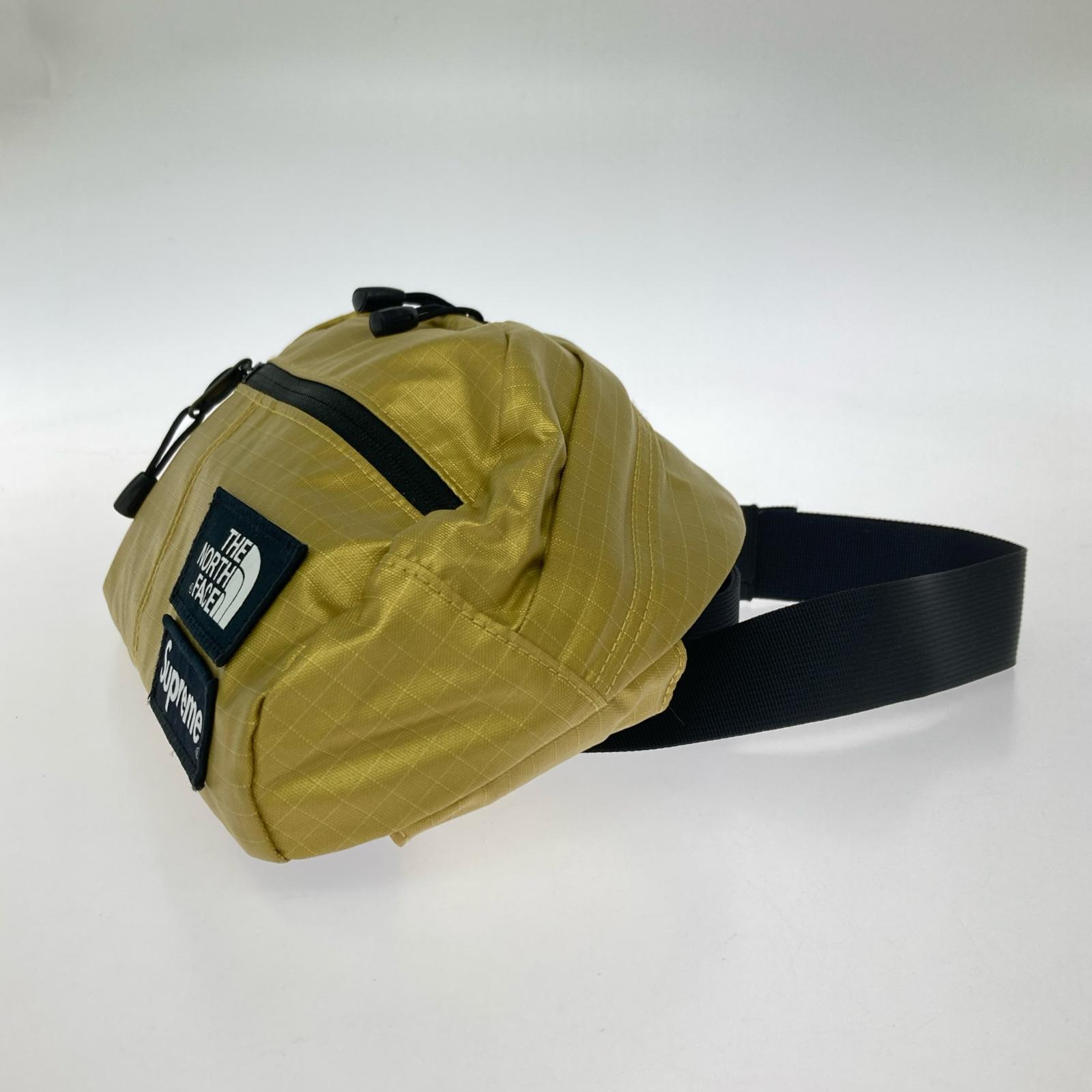 ボディバッグ 18SS Metallic Roo II Lumbar Pack