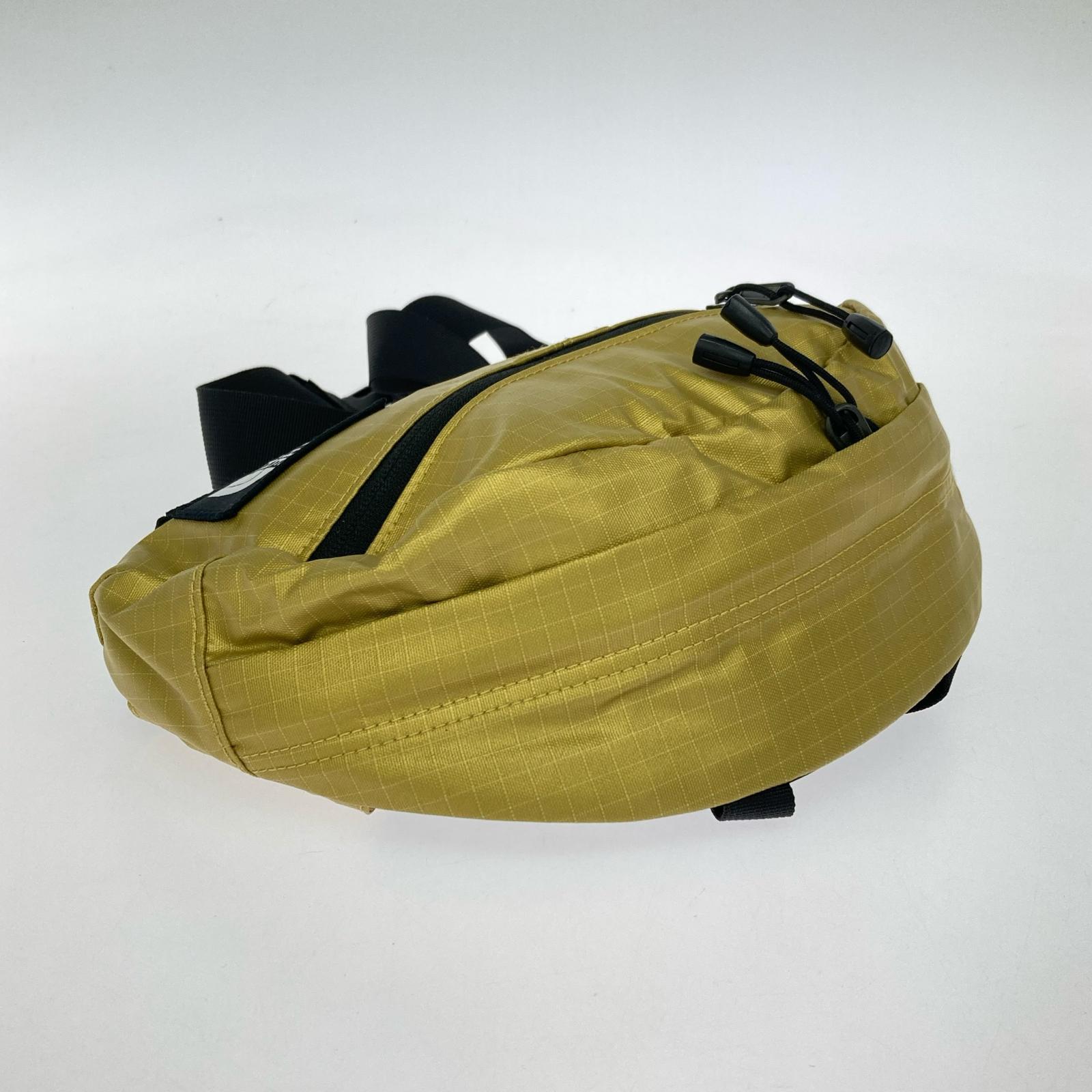 ボディバッグ 18SS Metallic Roo II Lumbar Pack