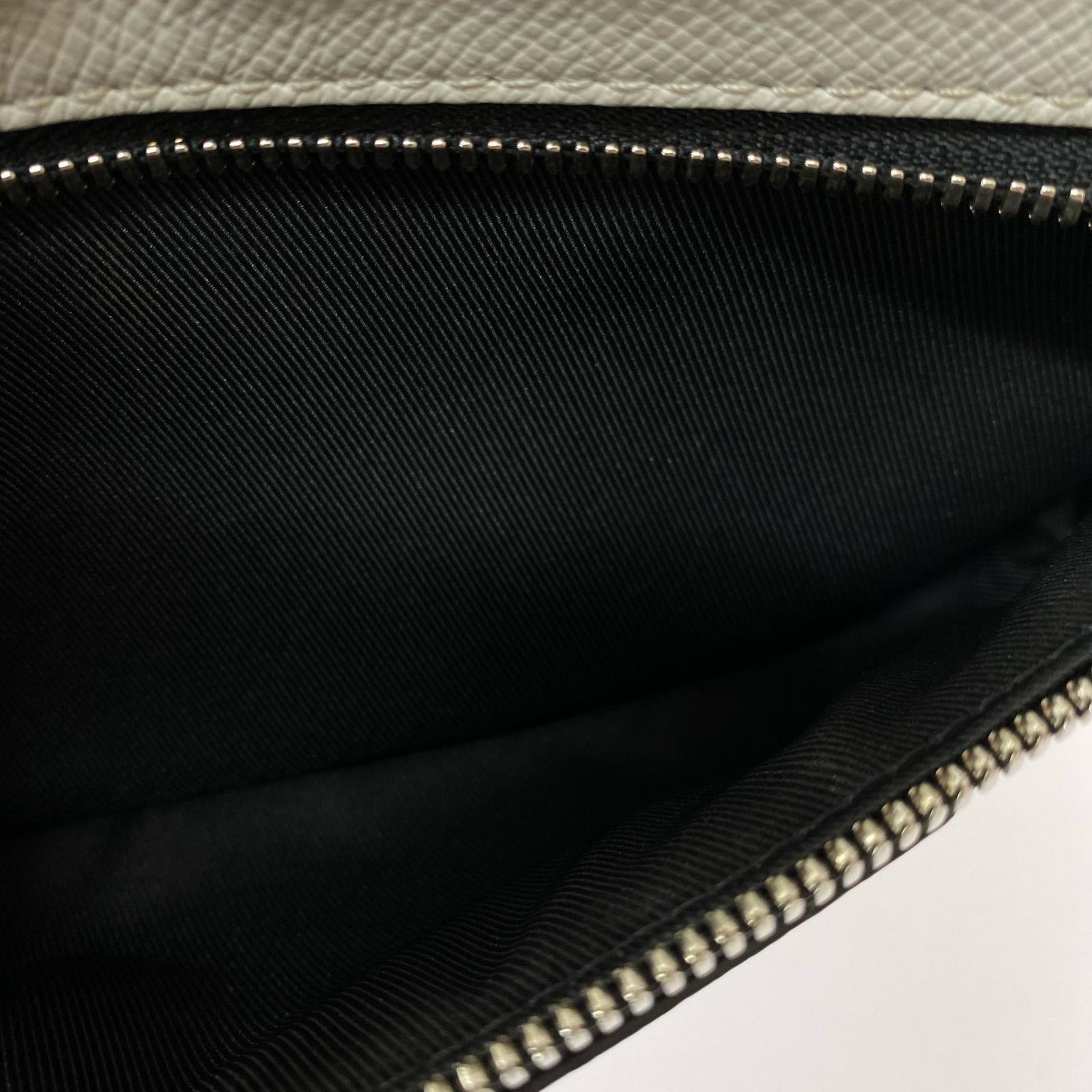 LV/タイガラマ/アウトドア・メッセンジャーPM M30247