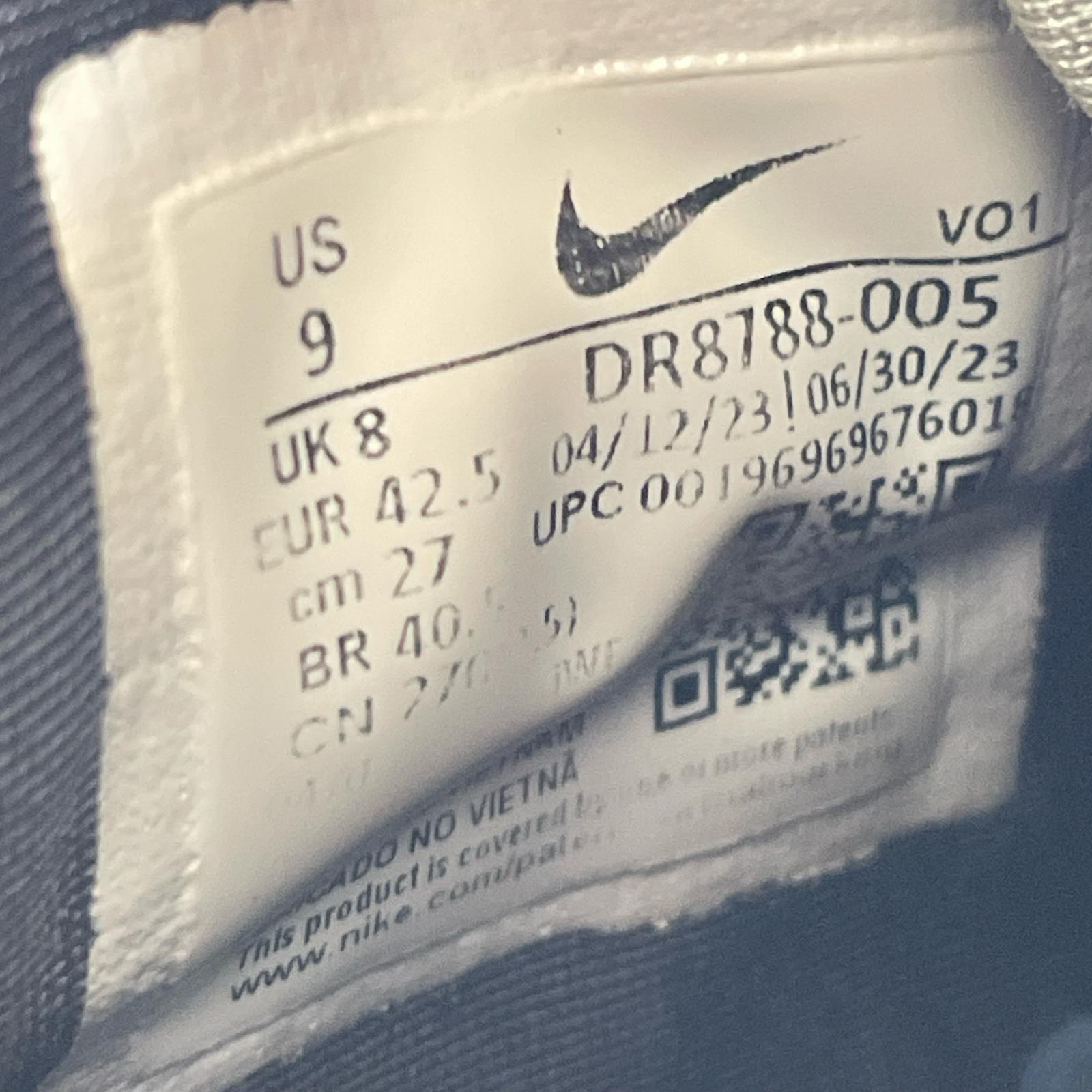 スニーカー NIKE　27cm　DR8788-005 27cm (US9 UK8 1/2 EU44) ブラック