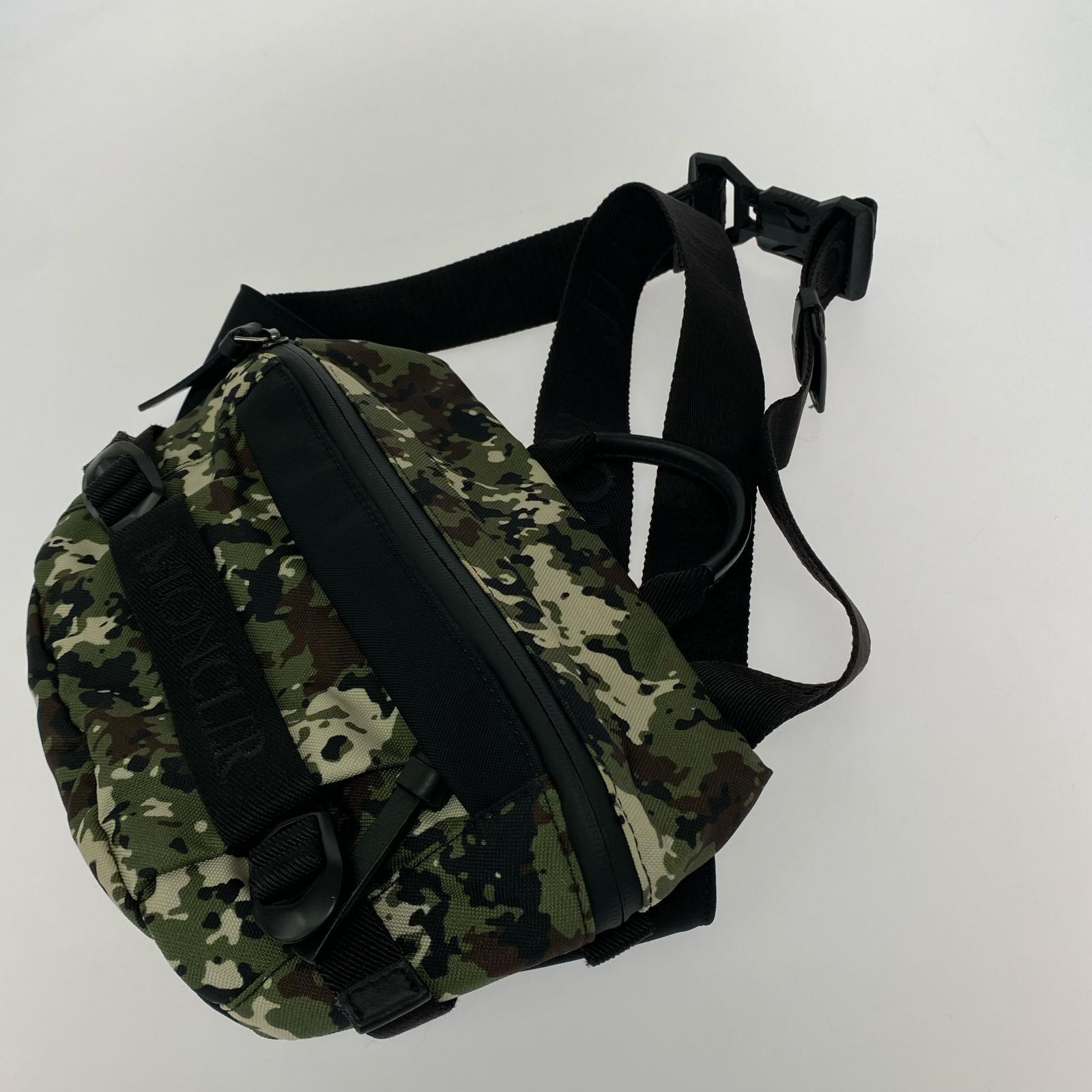 ボディバッグ MONCLER ARGENS BELT BAG カモフラ