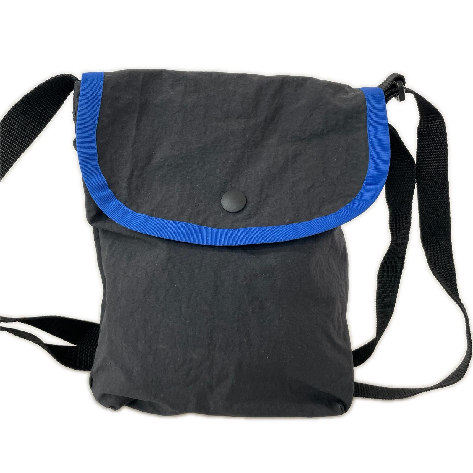 ショルダーバッグ wonderland Small Pocket サコッシュ ブラック