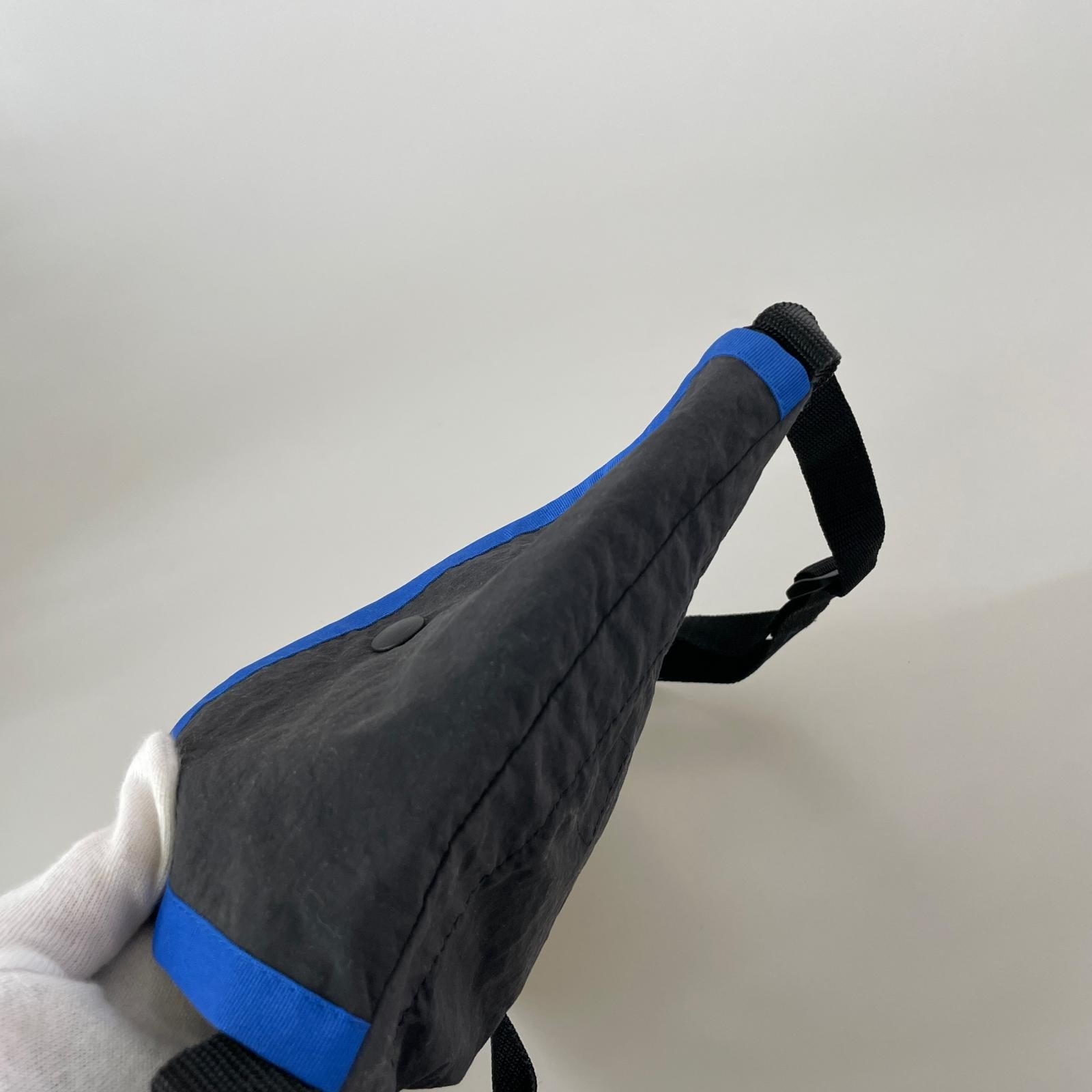 ショルダーバッグ wonderland Small Pocket サコッシュ ブラック