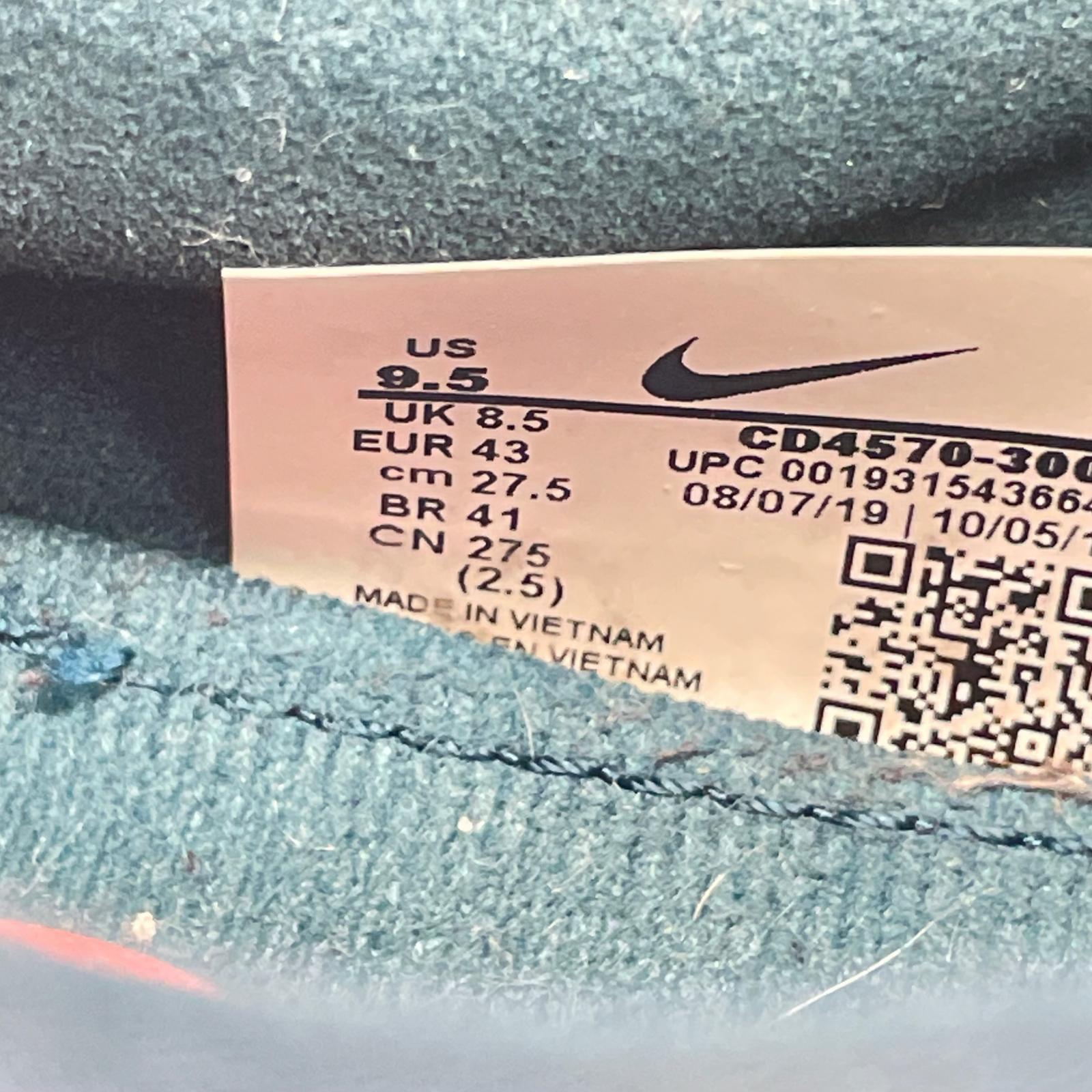 スニーカー Zoom fly 3/CD4570-300 (27.5) 27.5cm (US9 1/2 UK9 EU45) グリーン