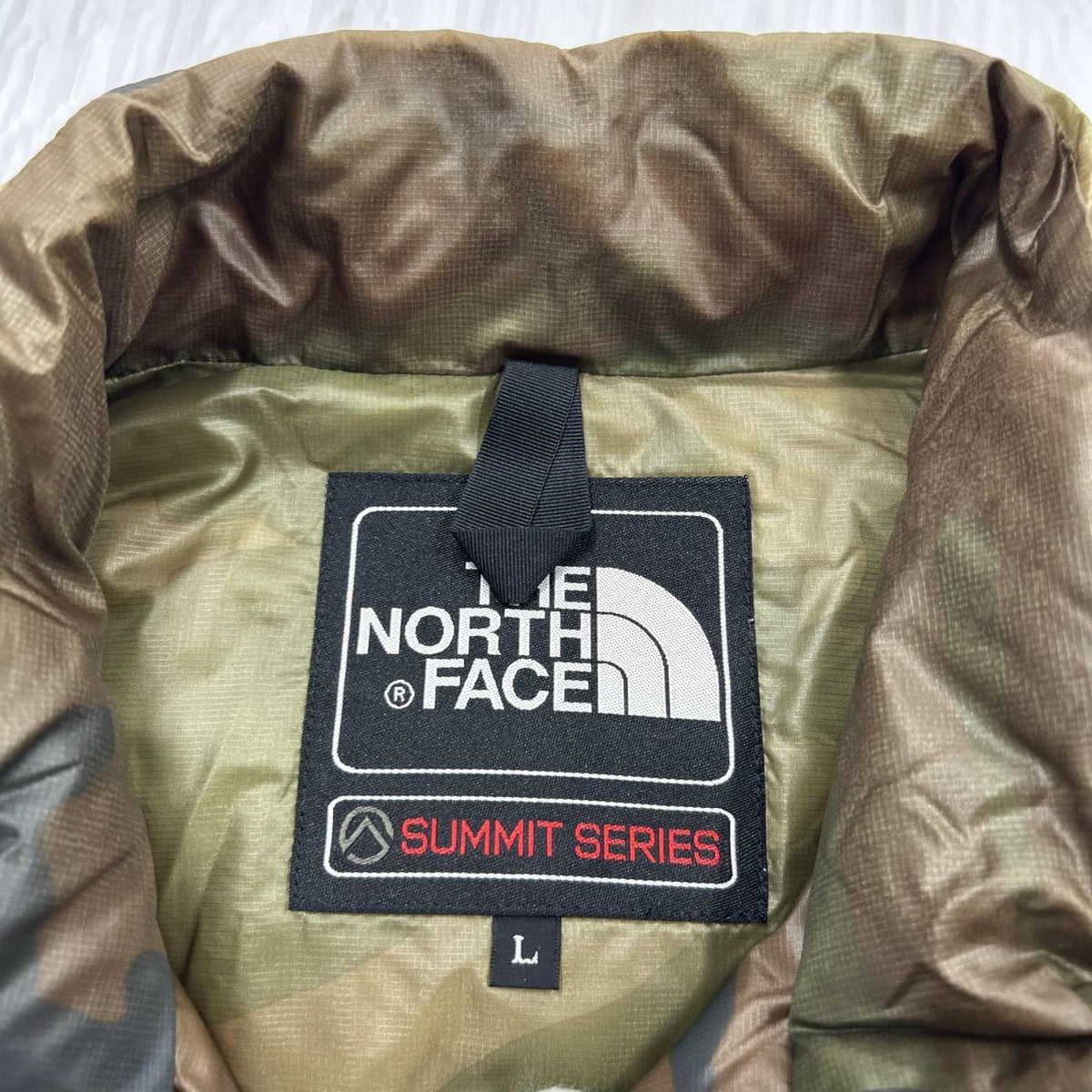 ダウンベスト ACONCAGUA VEST/ｻｲｽﾞL L グリーン