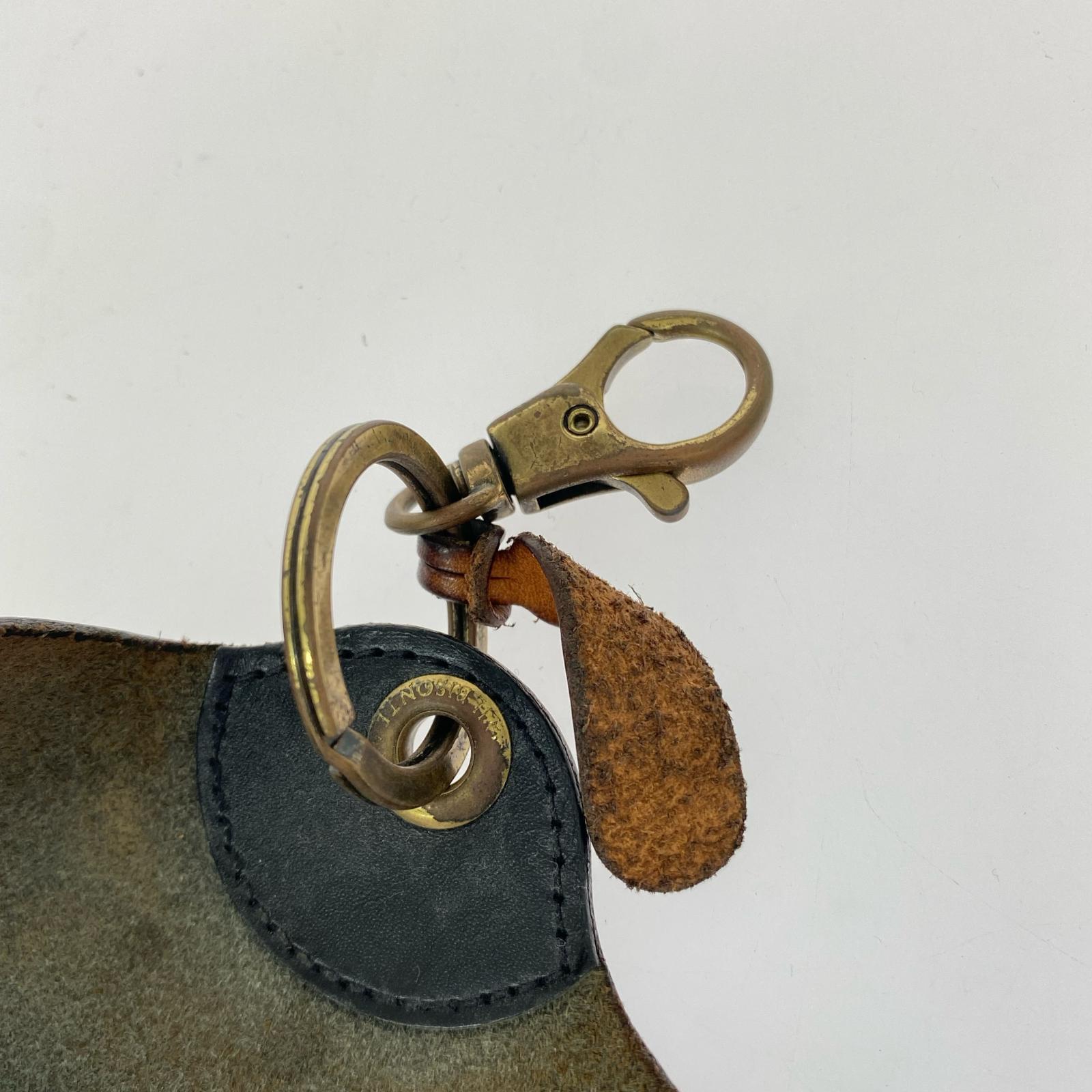 その他アクセサリー IL BISONTE フェイクレザー ブラック