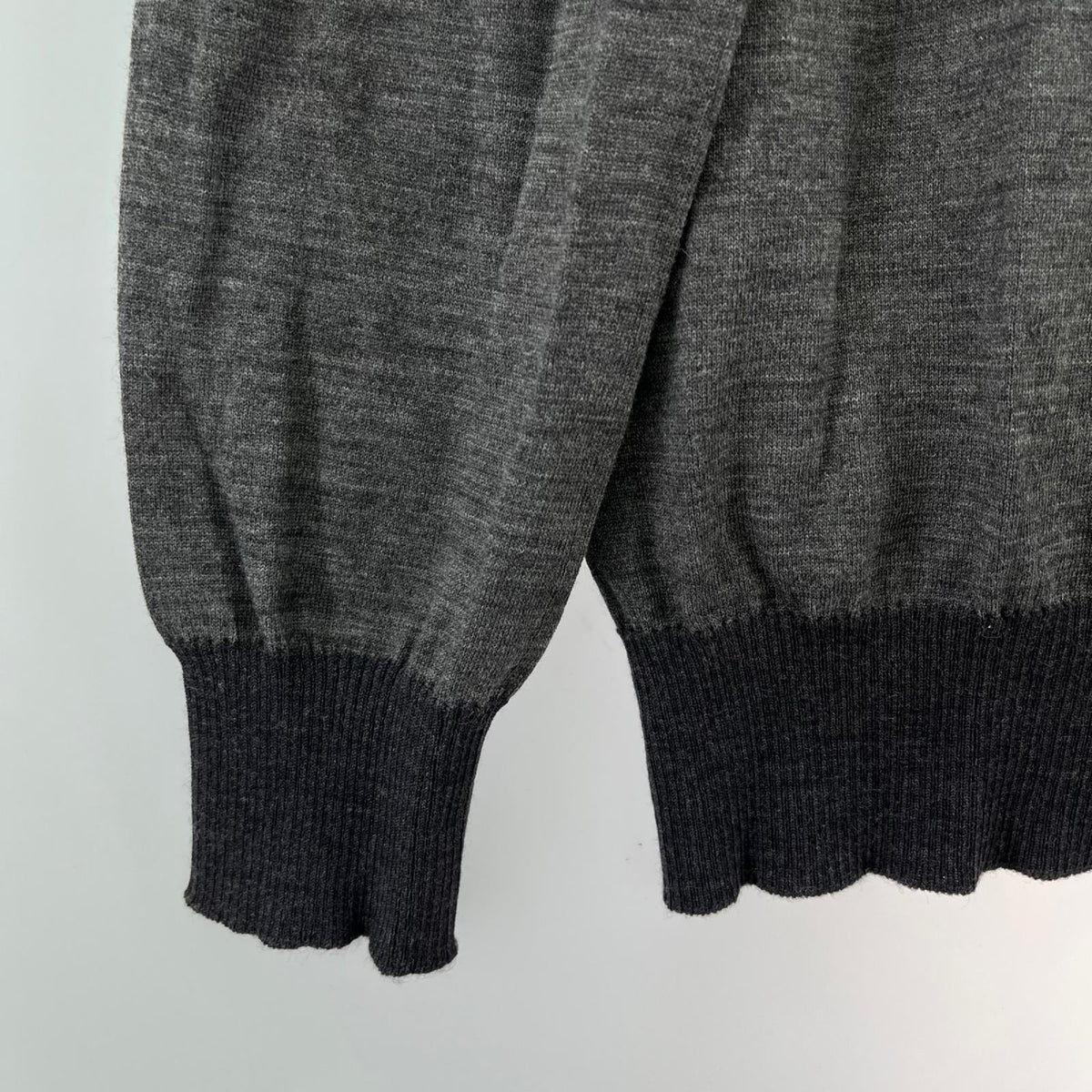 カーディガン HOMME 毛100％　ｶｰﾃﾞｨｶﾞﾝ　S S グレー