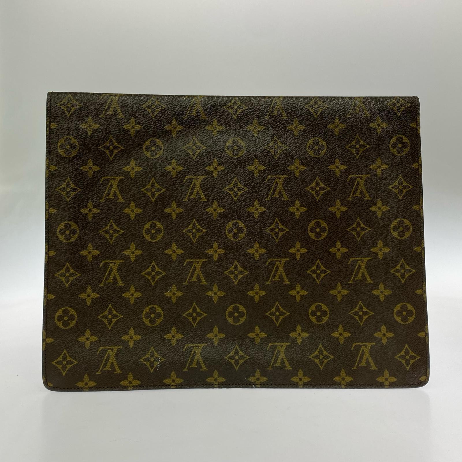 LV モノグラム M53335 ドキュマンセナトゥール ※付着物