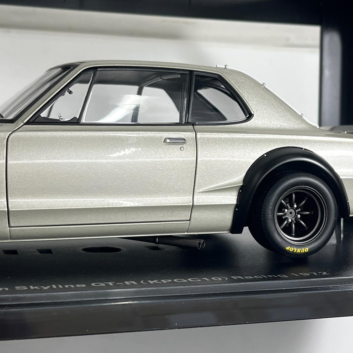 1/18 日産 スカイライン GT-R KPGC10 レーシング 1972 AUTOart スケールカー