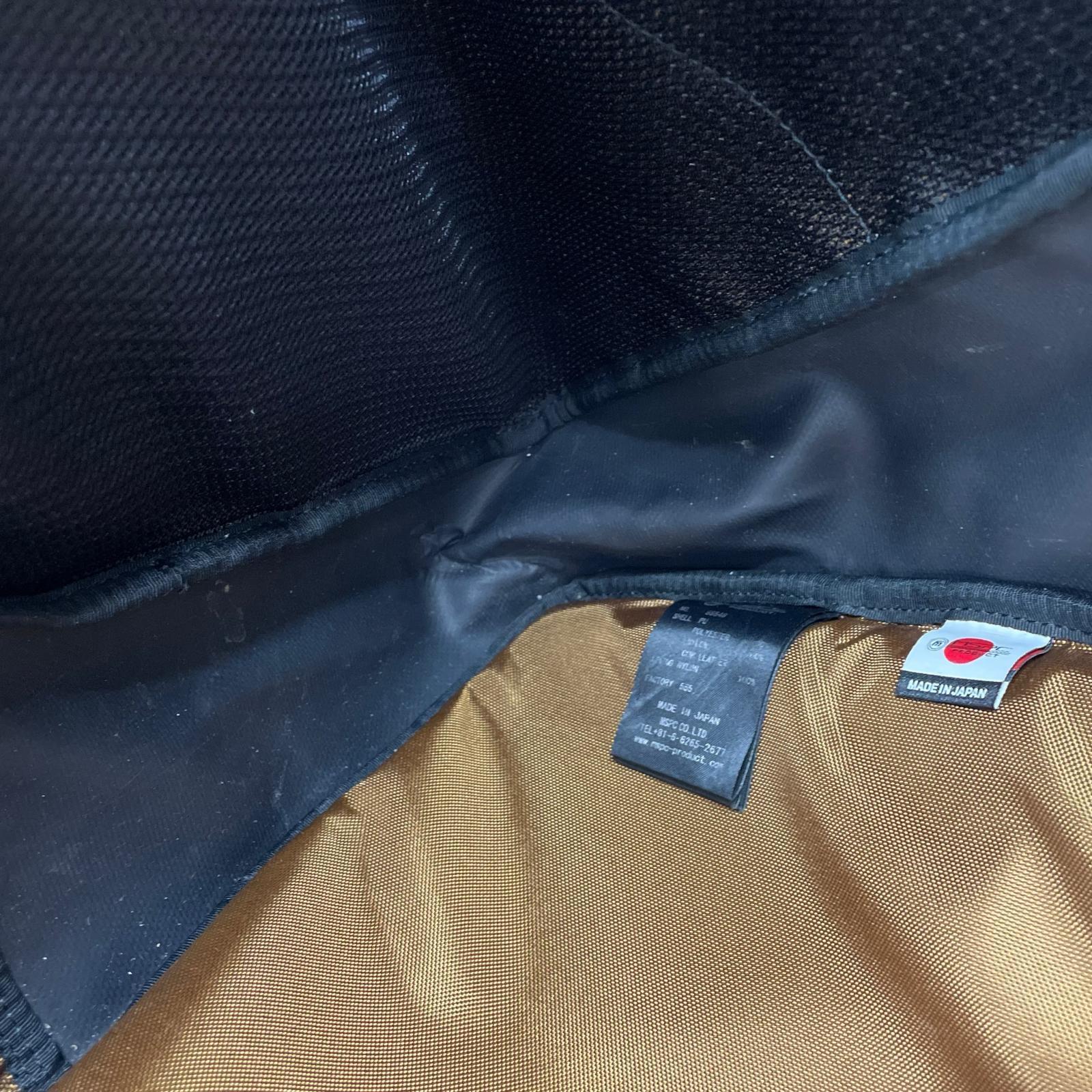 リュック・デイパック SLICK RUCKSACK ブラック