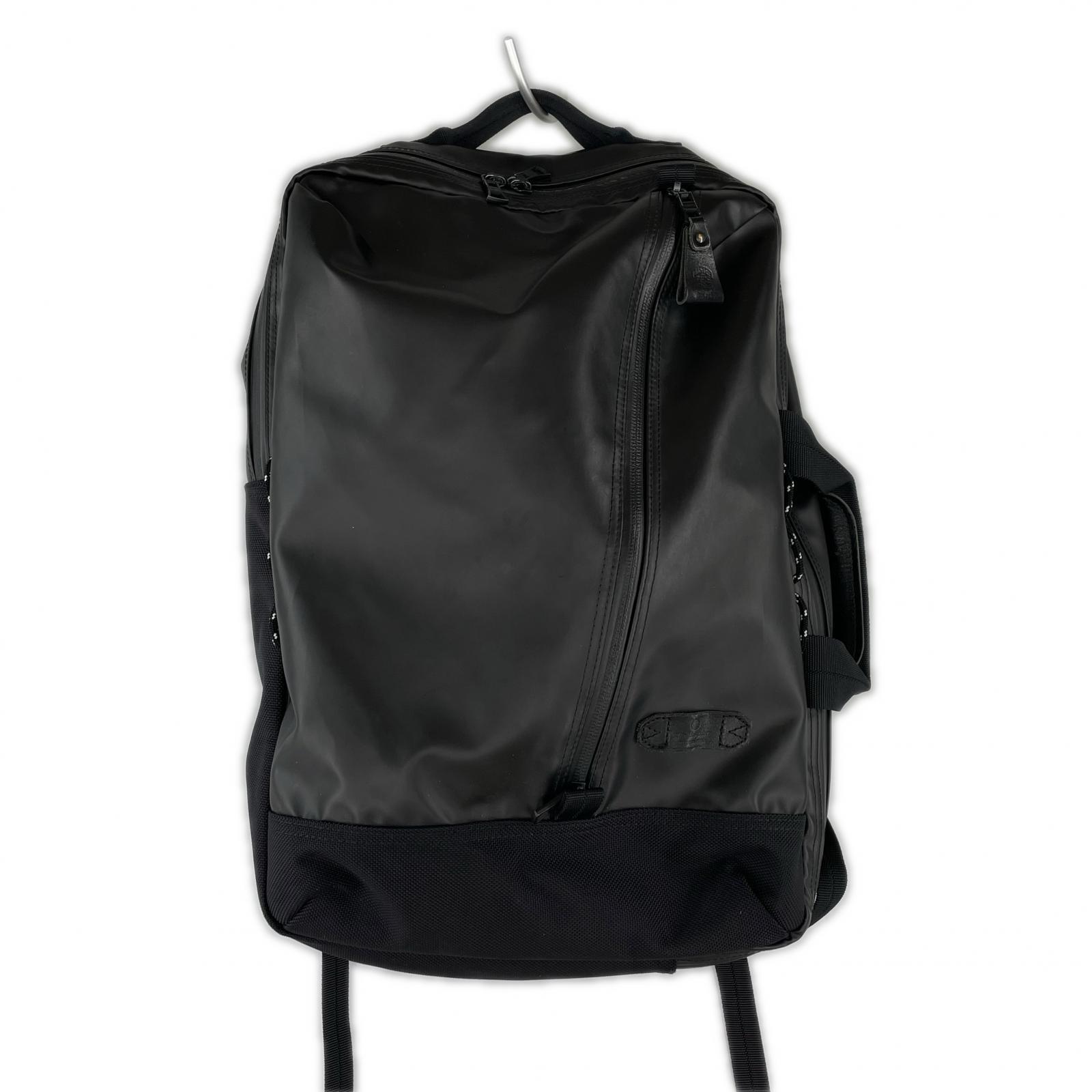 リュック・デイパック SLICK RUCKSACK ブラック