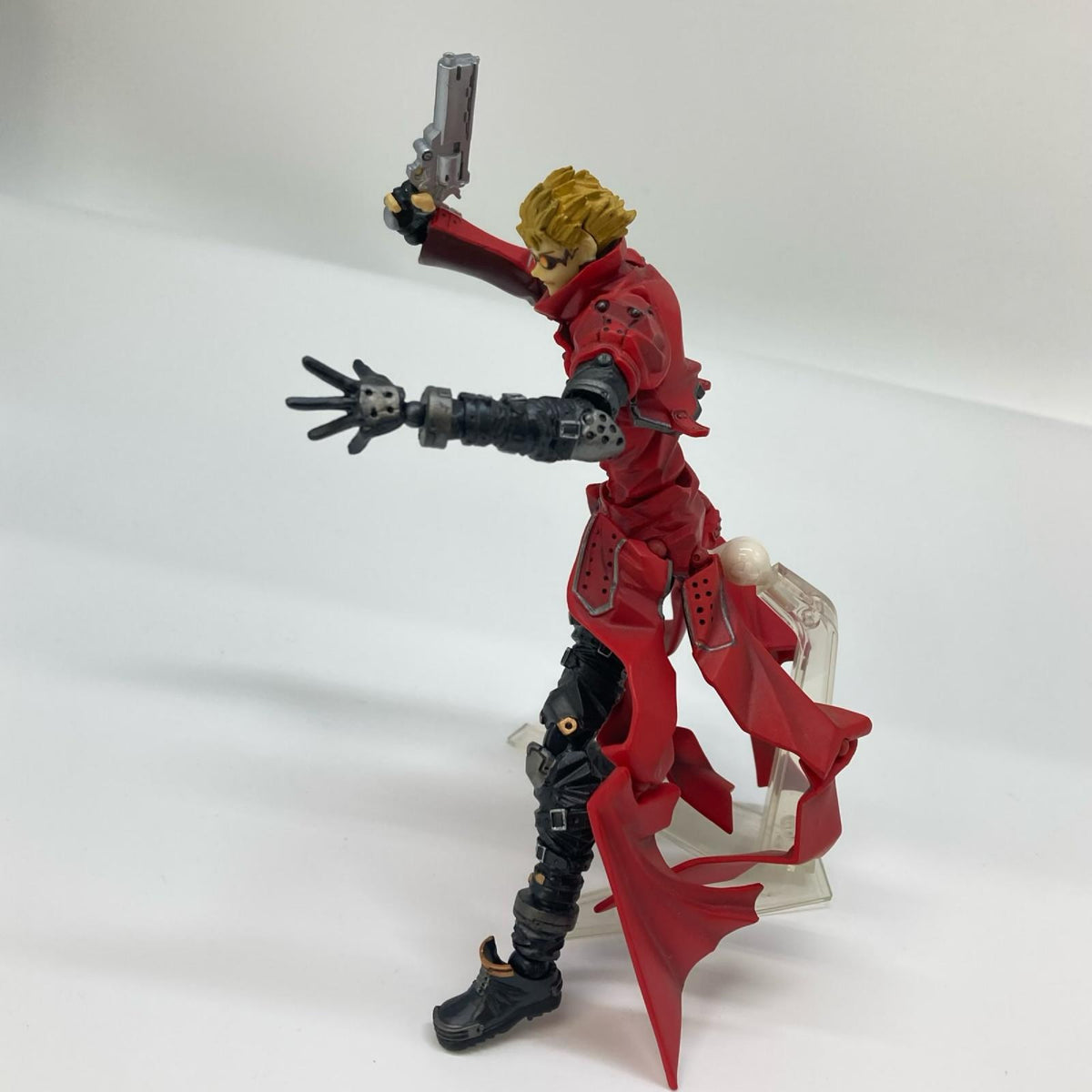 海洋堂 REVOLTECH ヴァッシュ･ザ･スタンピード トライガン その他小物