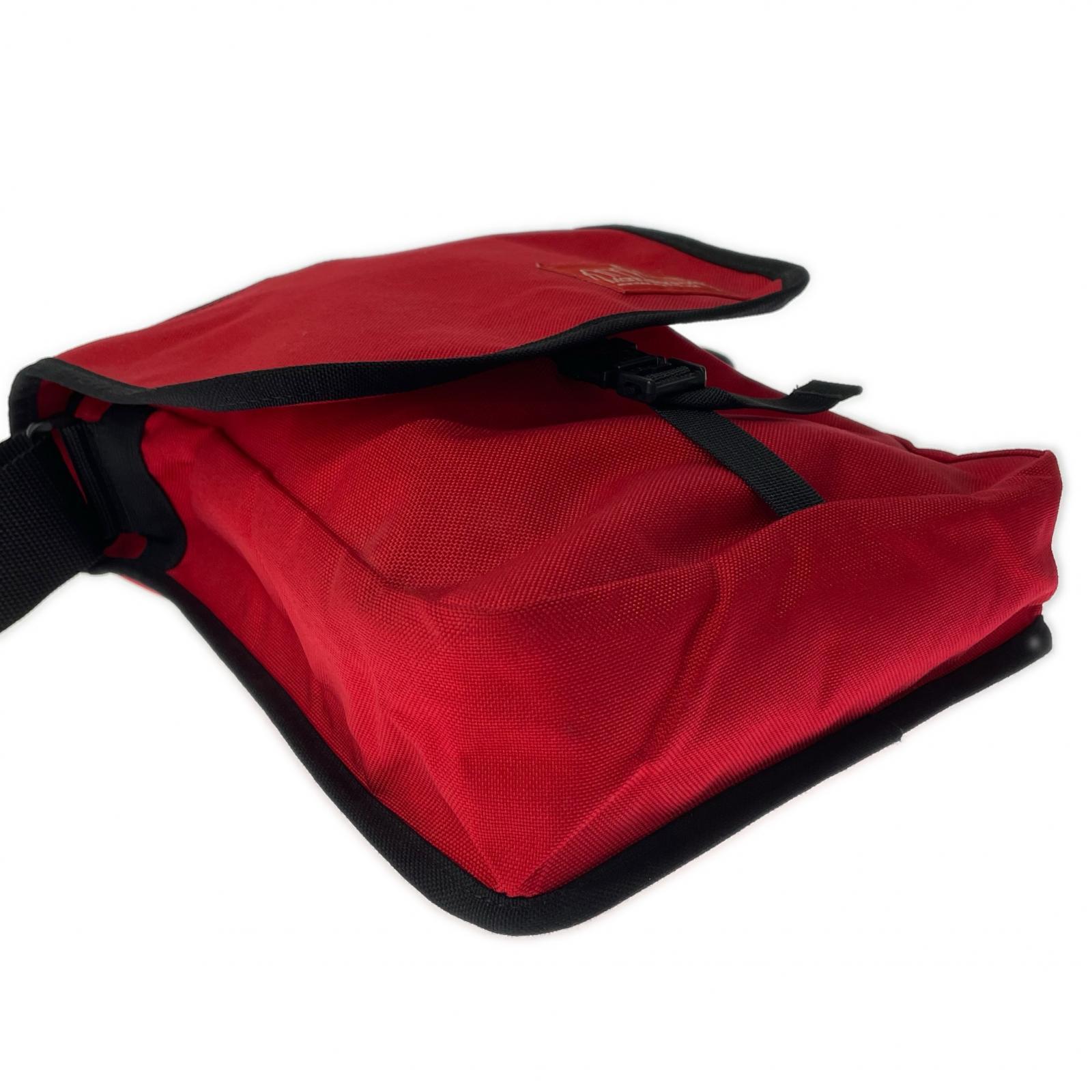 ショルダーバッグ EAST VILLAGE BAG RED レッド