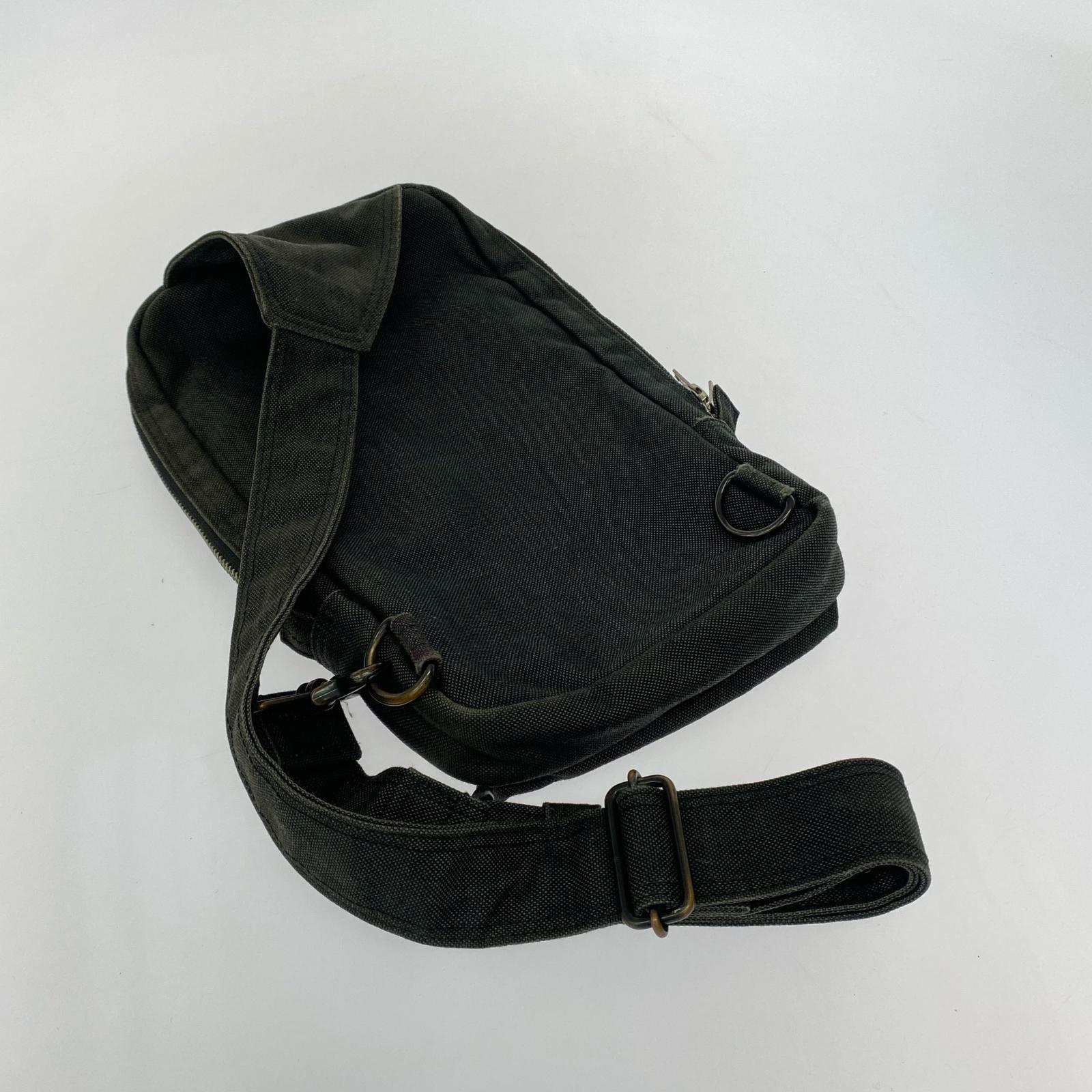 ショルダーバッグ SMOKY スリングショルダーバッグ ブラック