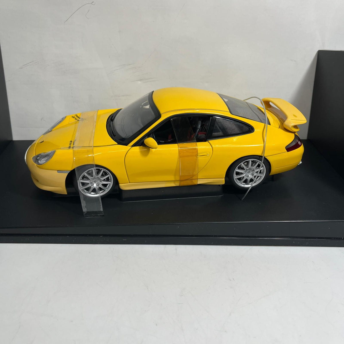 AUTOART 1/18 PORSCHE 911 GT3 スケールカー
