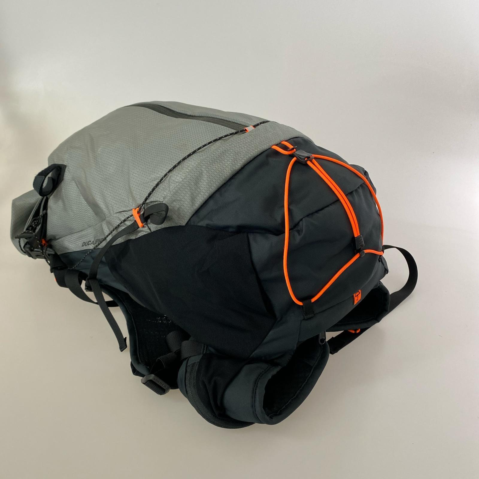 リュック・デイパック Ducan Spine 28-35