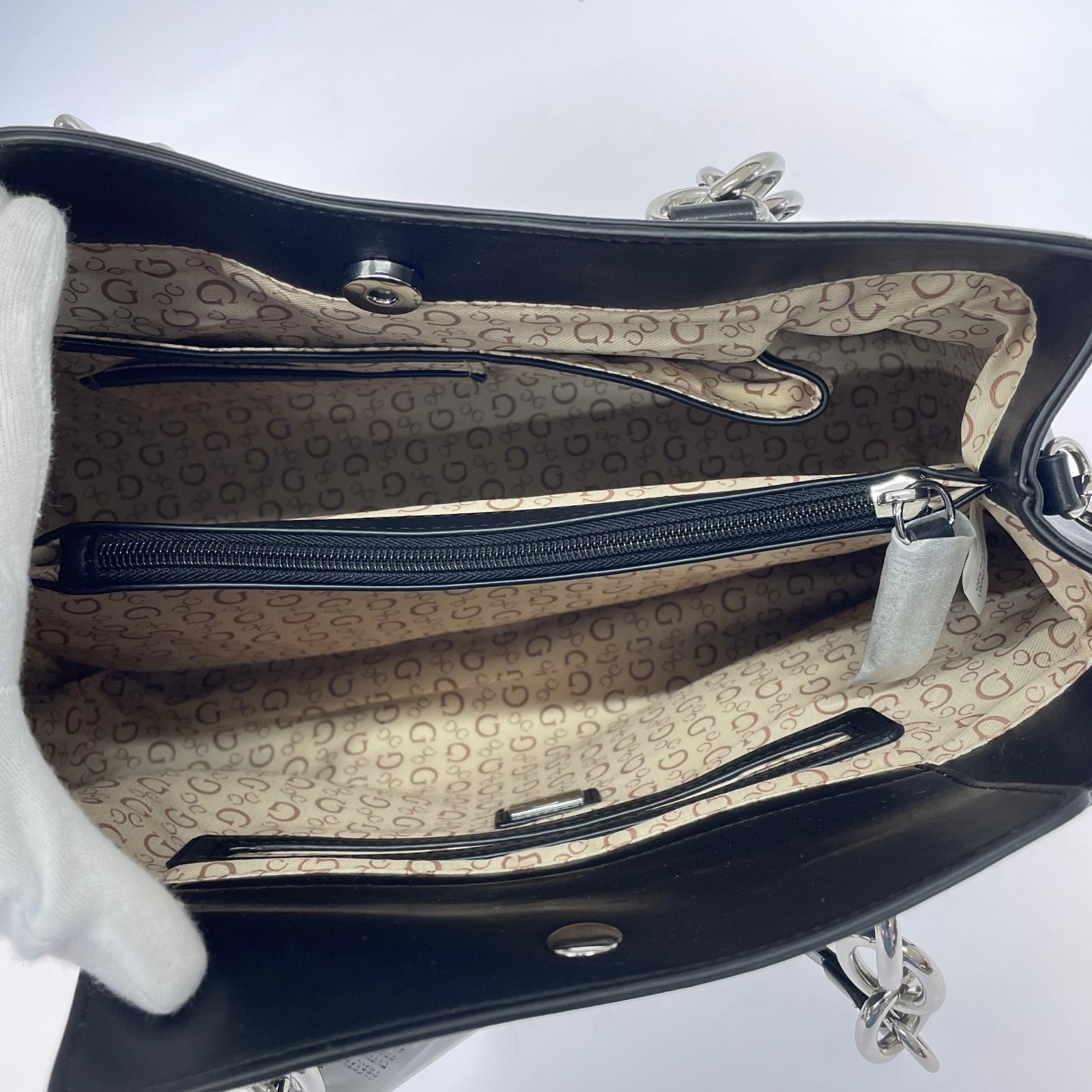 トートバッグ GUESS トートバッグ ブラック