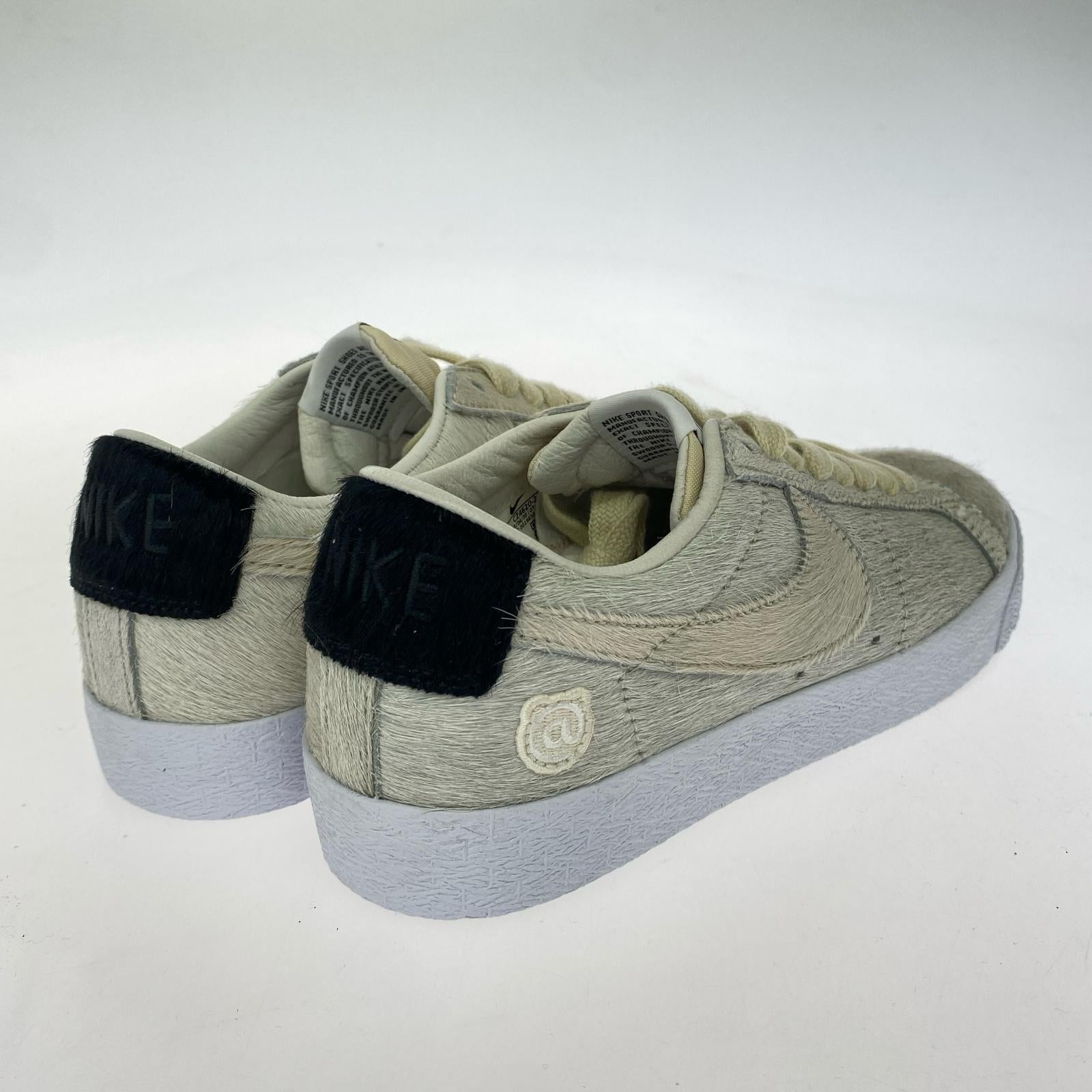 スニーカー Medicom Toy × Nike SB Blazer Low 26cm (US8 UK7 1/2 EU42) ベージュ