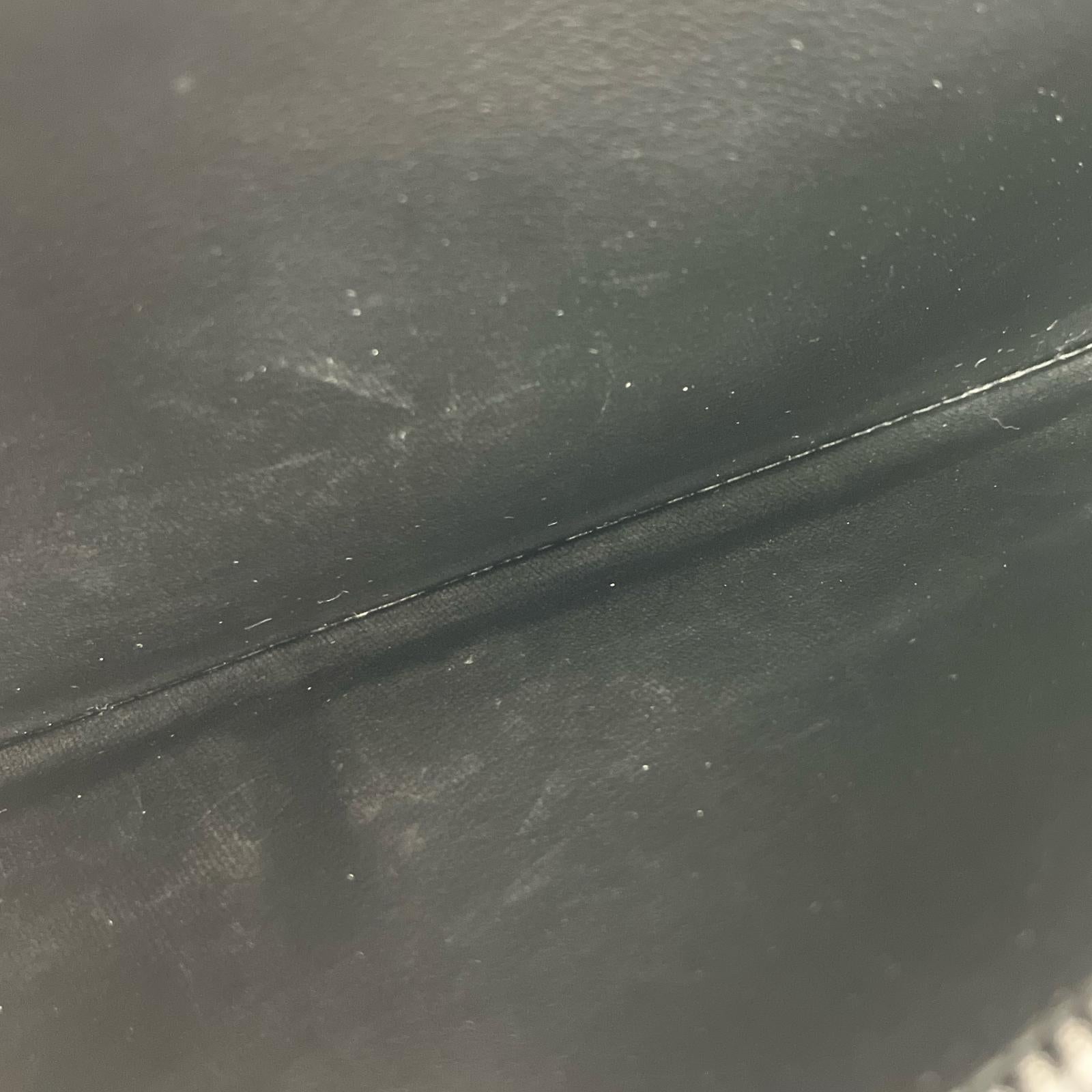 LV/ジッピーウォレット ヴェルティカル