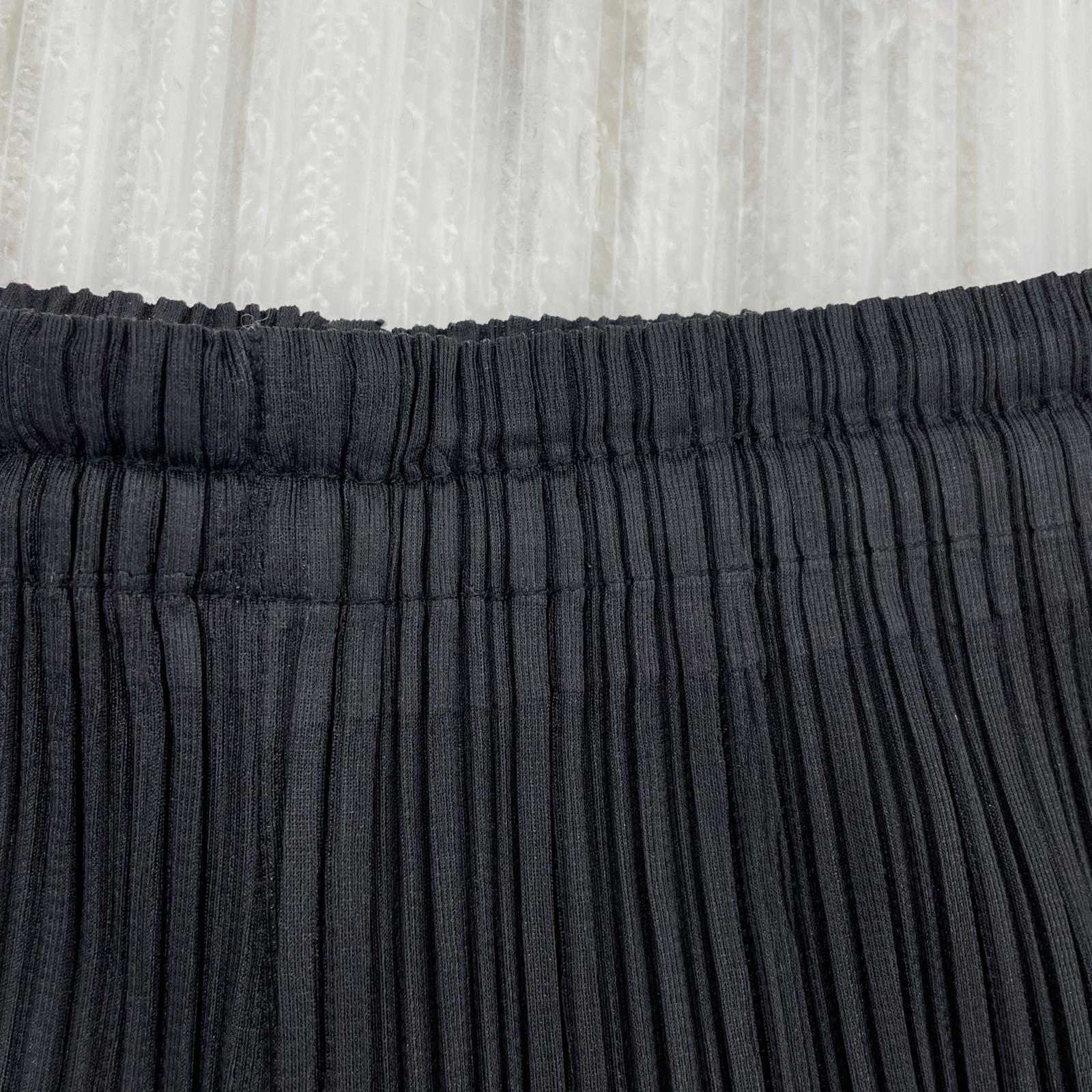 パンツ ISSEY MIYAKE PLEATS PLEASE プリーツパンツ 黒 ブラック