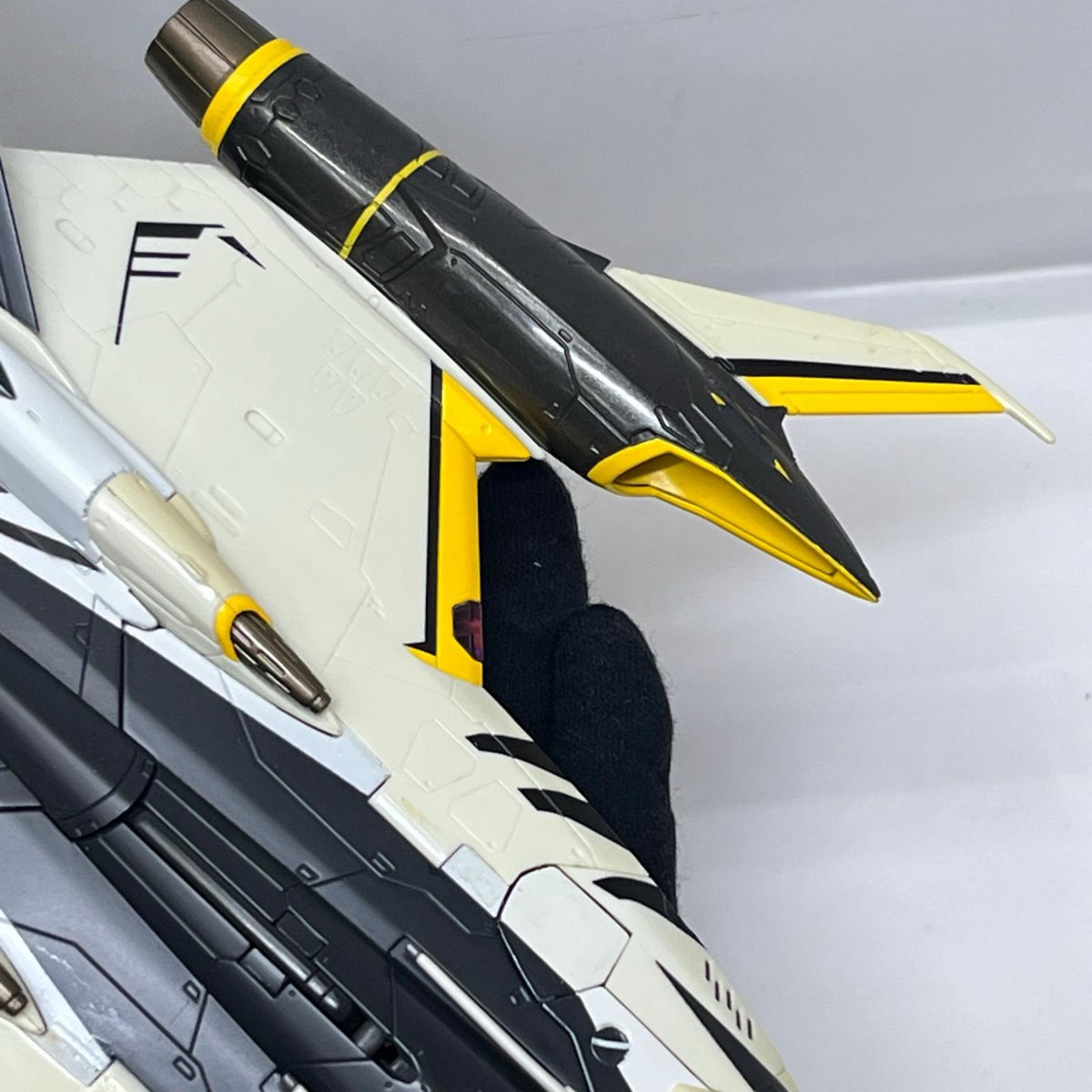 DX超合金 YF-29 デュランダルバルキリー 30周年記念カラー マクロスF/劇場版 マクロスF 恋離飛翼 〜サヨナラノツバサ〜/マクロスフロンティア バンダイ フィギュア/グッズ