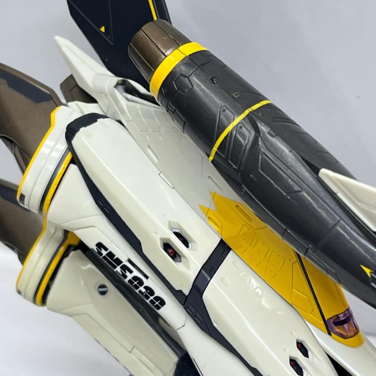 DX超合金 YF-29 デュランダルバルキリー 30周年記念カラー マクロスF/劇場版 マクロスF 恋離飛翼 〜サヨナラノツバサ〜/マクロスフロンティア バンダイ フィギュア/グッズ