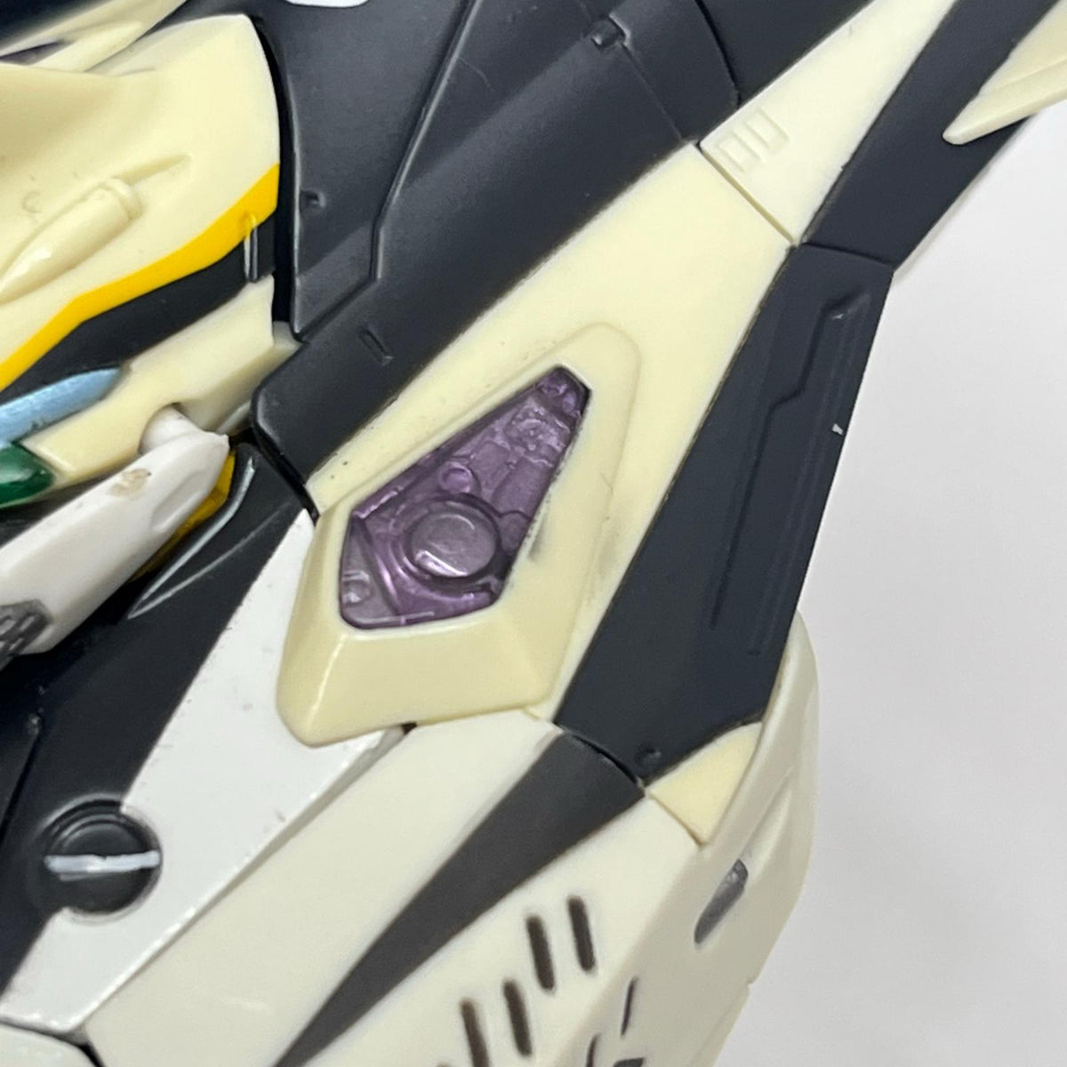 DX超合金 YF-29 デュランダルバルキリー 30周年記念カラー マクロスF/劇場版 マクロスF 恋離飛翼 〜サヨナラノツバサ〜/マクロスフロンティア バンダイ フィギュア/グッズ