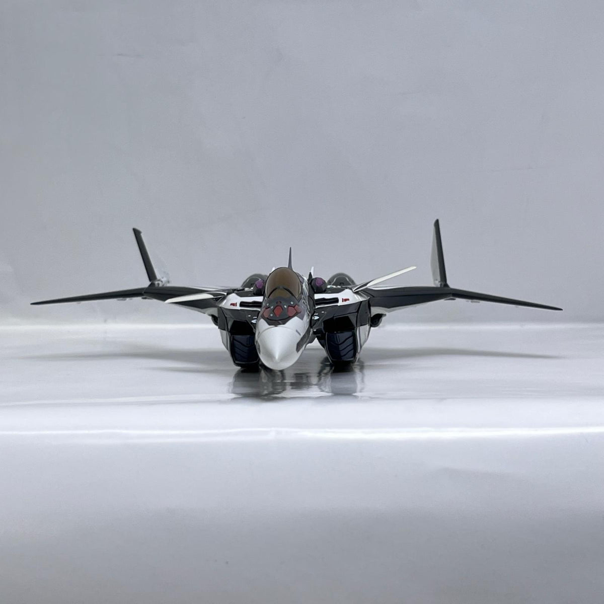 DX超合金 VF-31F ジークフリード(メッサー・イーレフェルト機) マクロスΔ/マクロスデルタ バンダイ フィギュア/グッズ